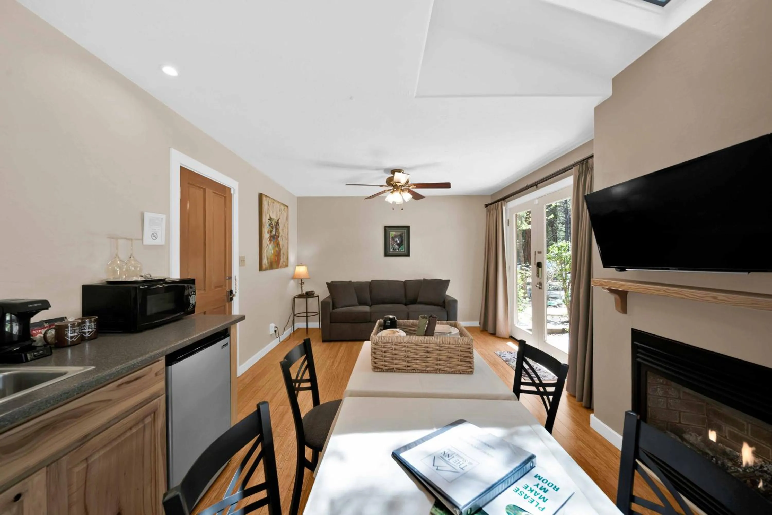 The Inn at Shasta Lake