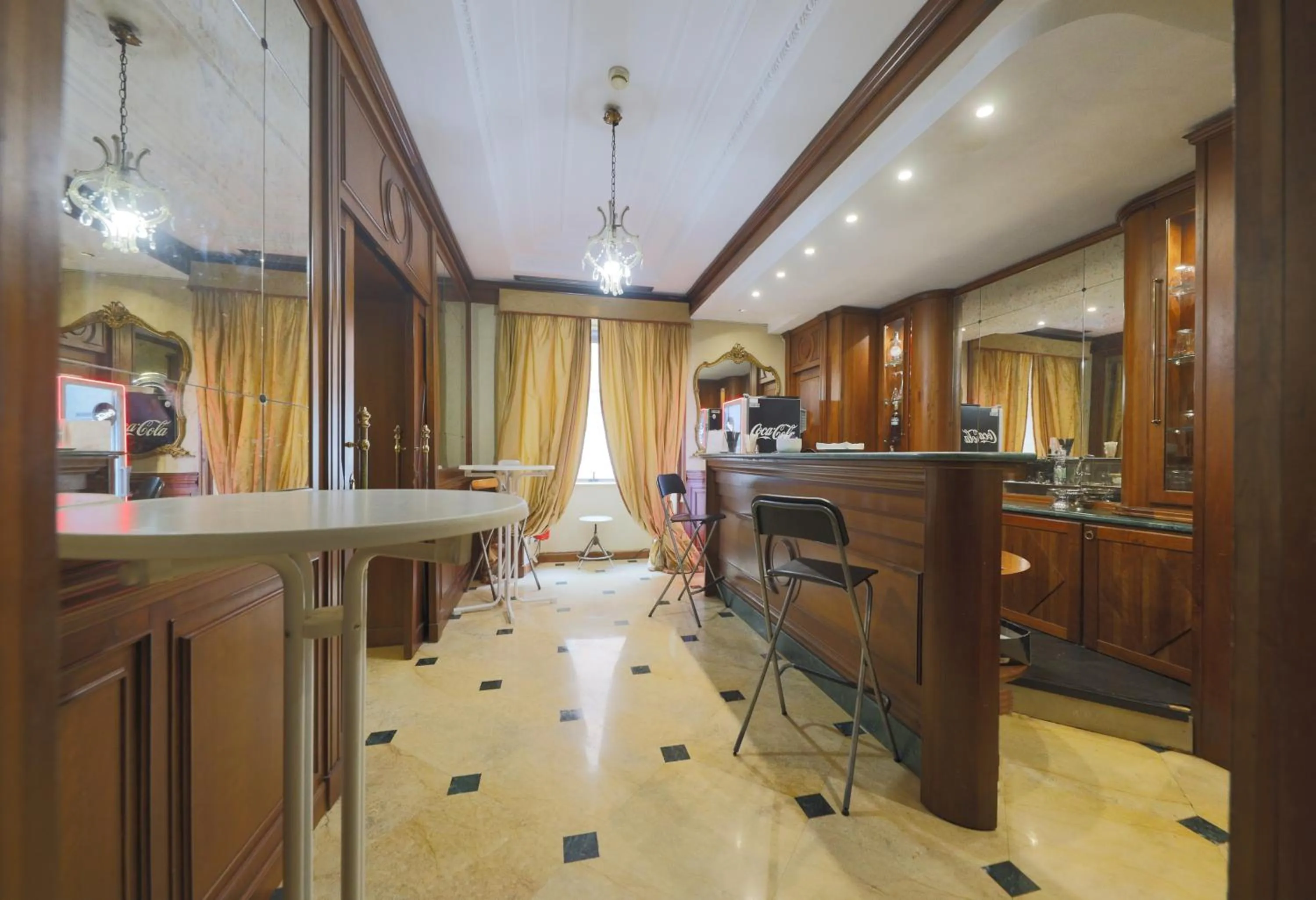 Lounge or bar in LH Hotel Andreotti