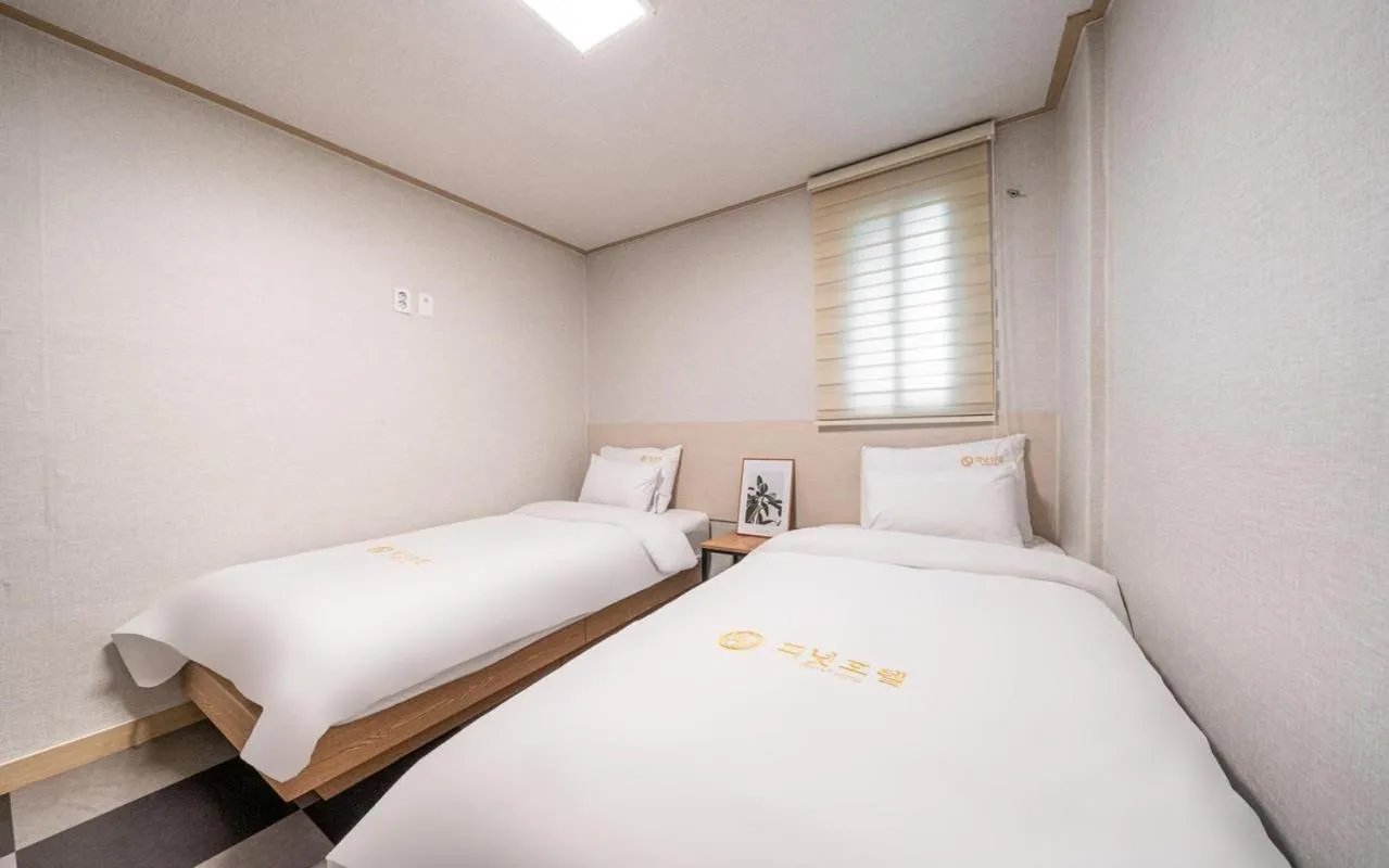 Bed in Peanut Hotel Myeongdong