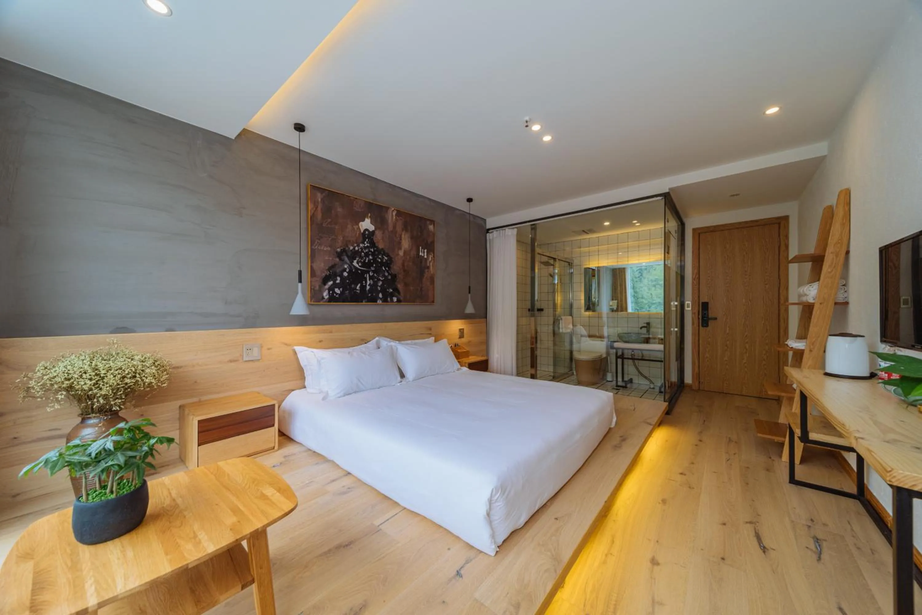 Photo of the whole room, Bed in Moganshan Pinhouwu Hotel