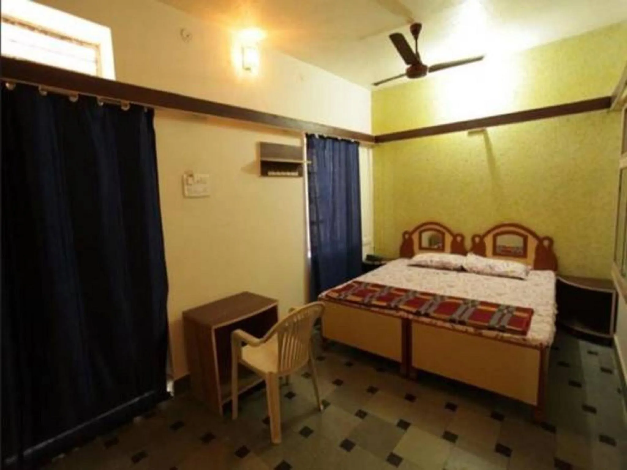 Photo of the whole room, Bed in Hotel Om Pushkar