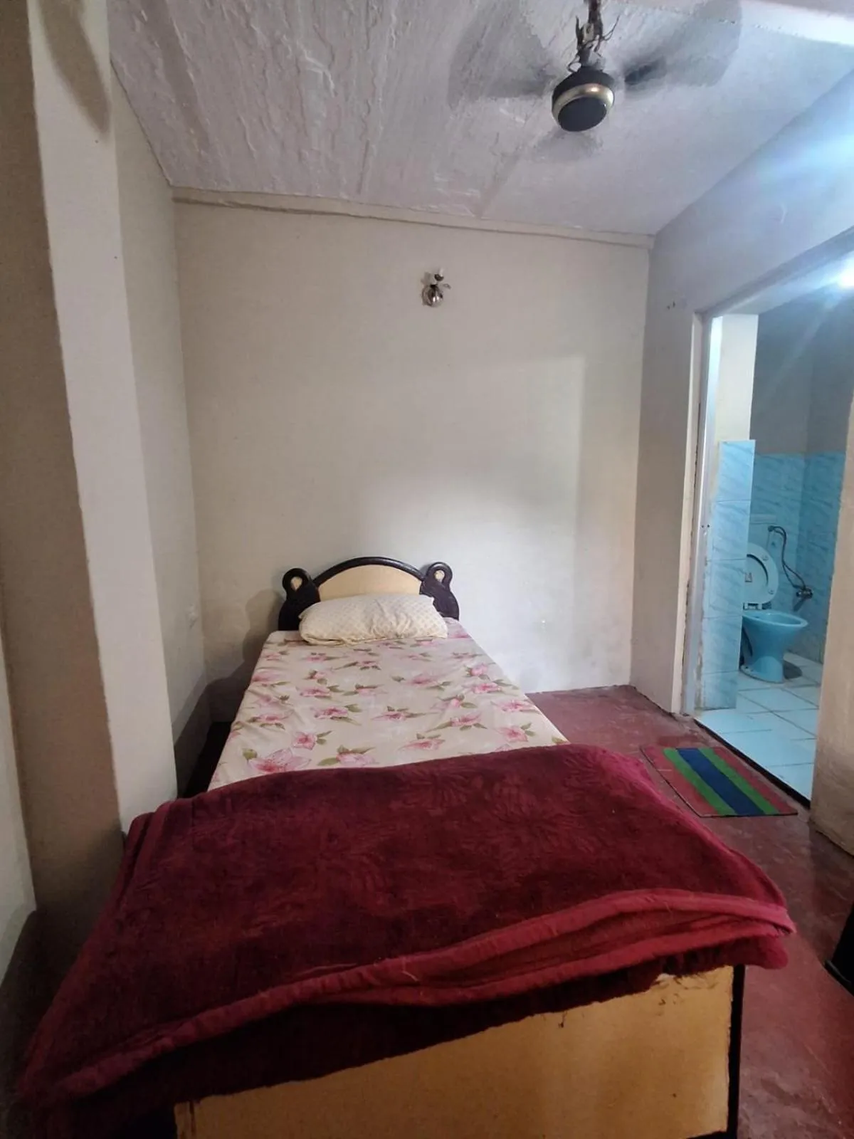 Bed in Hotel Om Pushkar