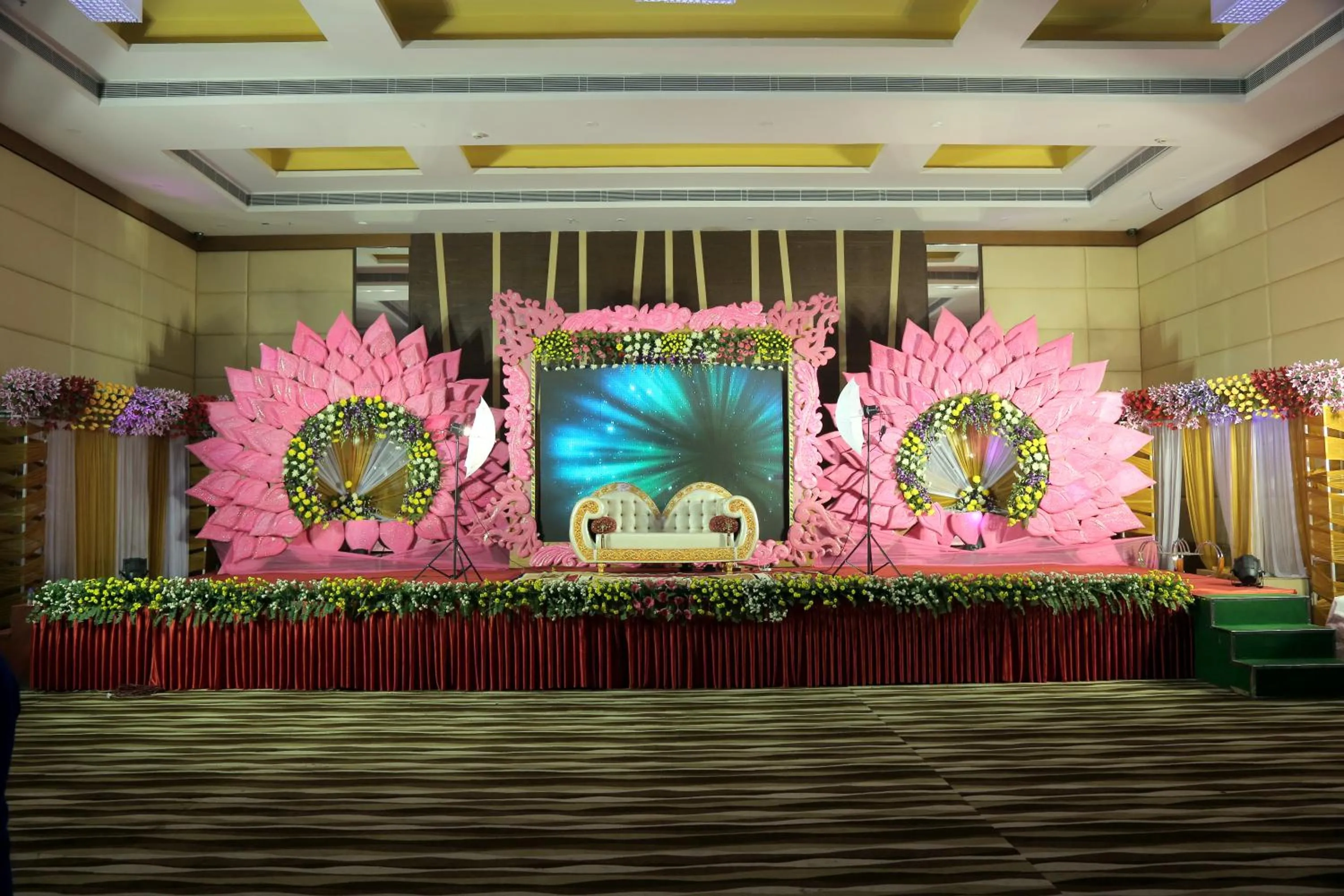 Business facilities in Maha Bodhi Hotel.Resort.Convention Centre