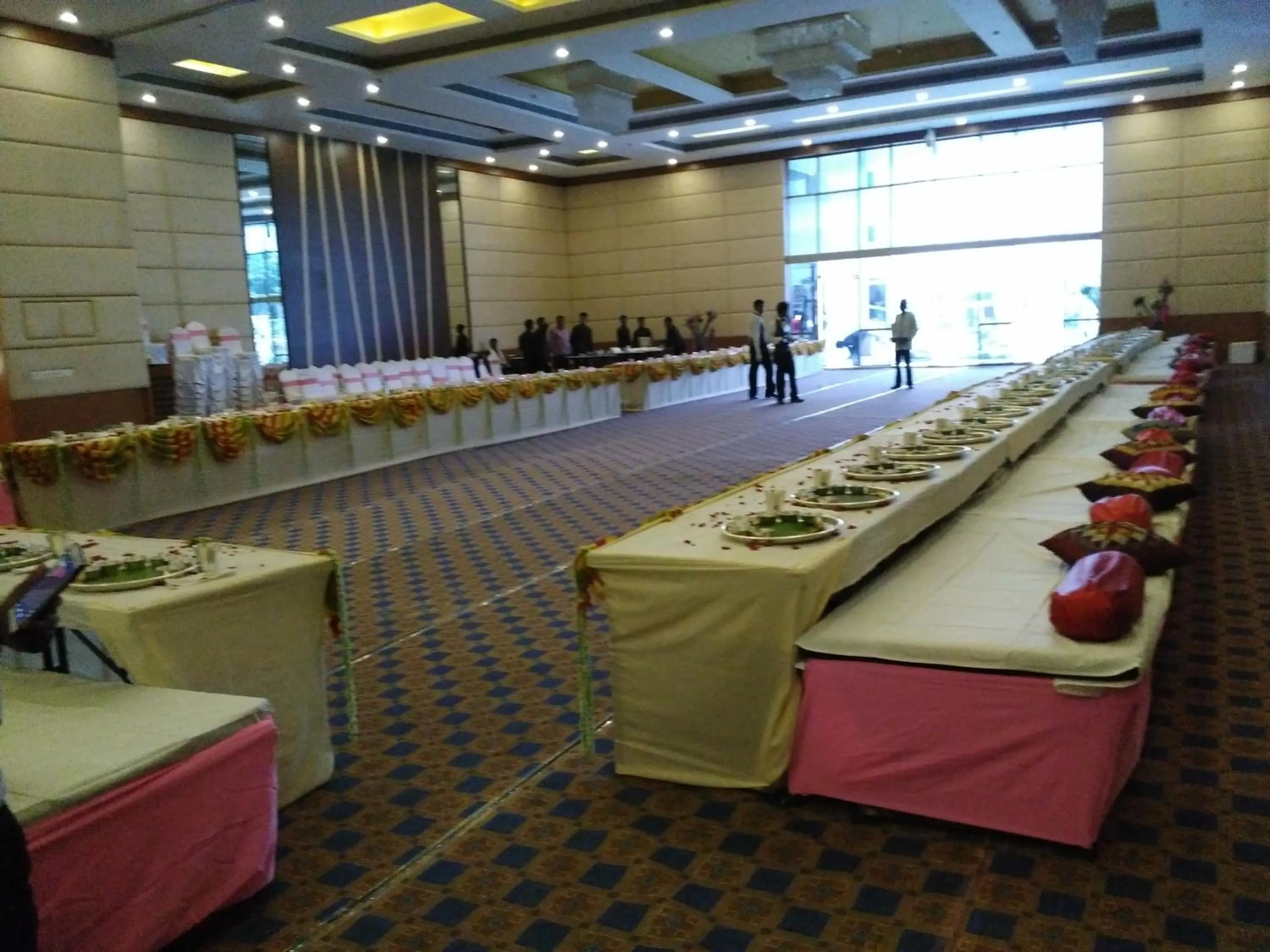 Business facilities in Maha Bodhi Hotel.Resort.Convention Centre