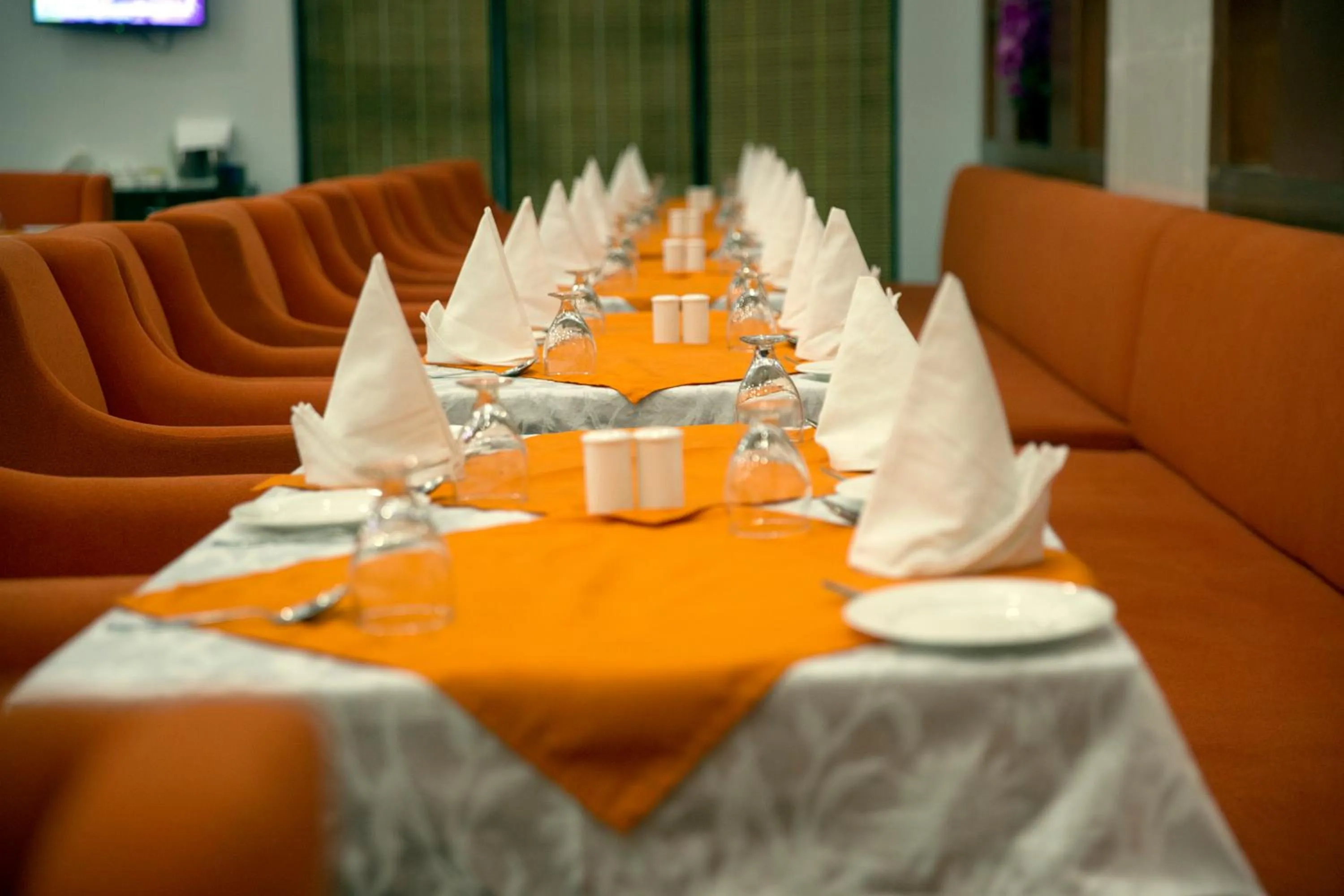 Restaurant/places to eat in Maha Bodhi Hotel.Resort.Convention Centre