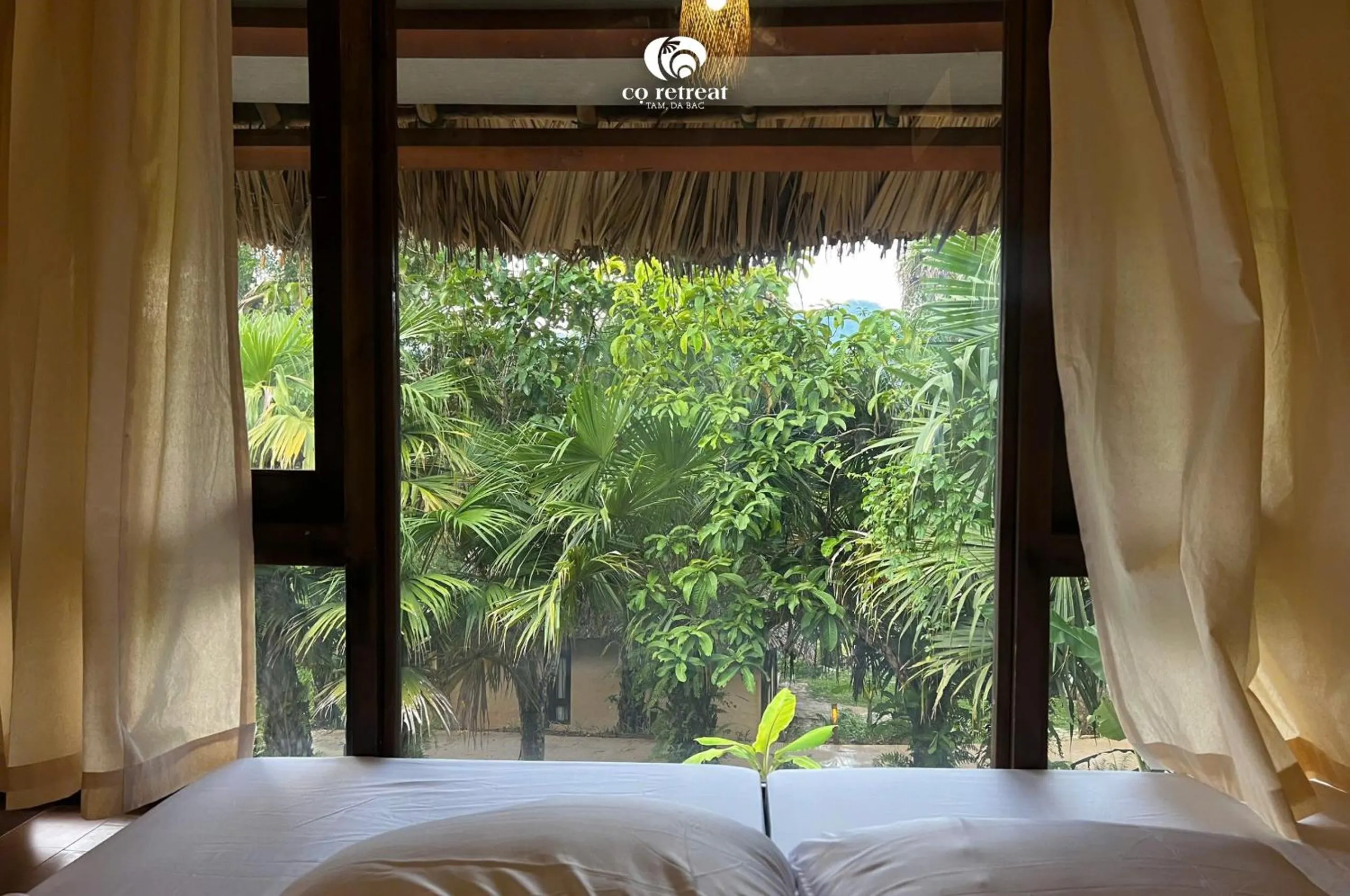 Bedroom, Bed in Cọ Retreat Da Bac