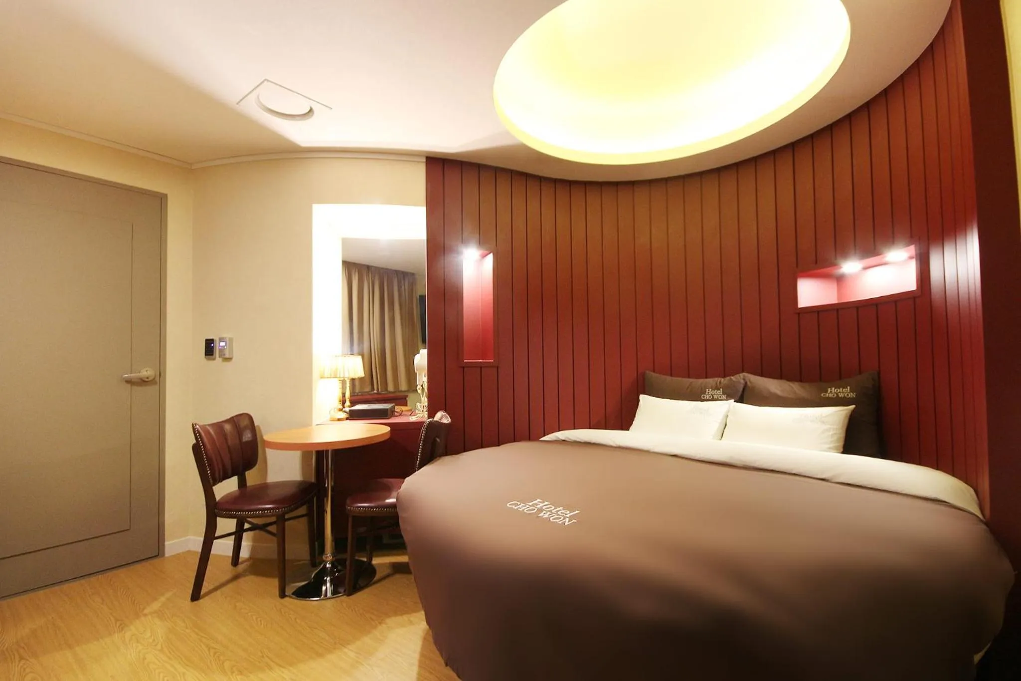 Bedroom, Bed in Hotel Chowon