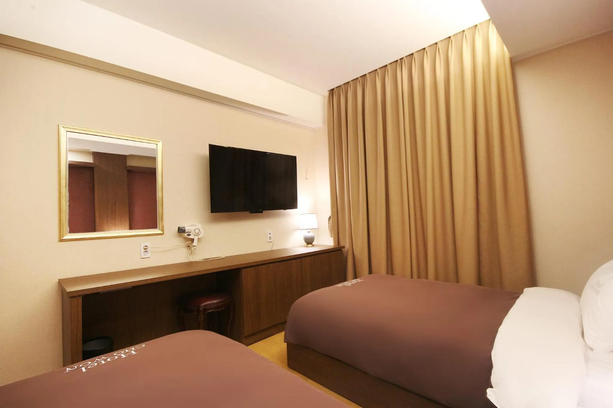 Bed in Hotel Chowon