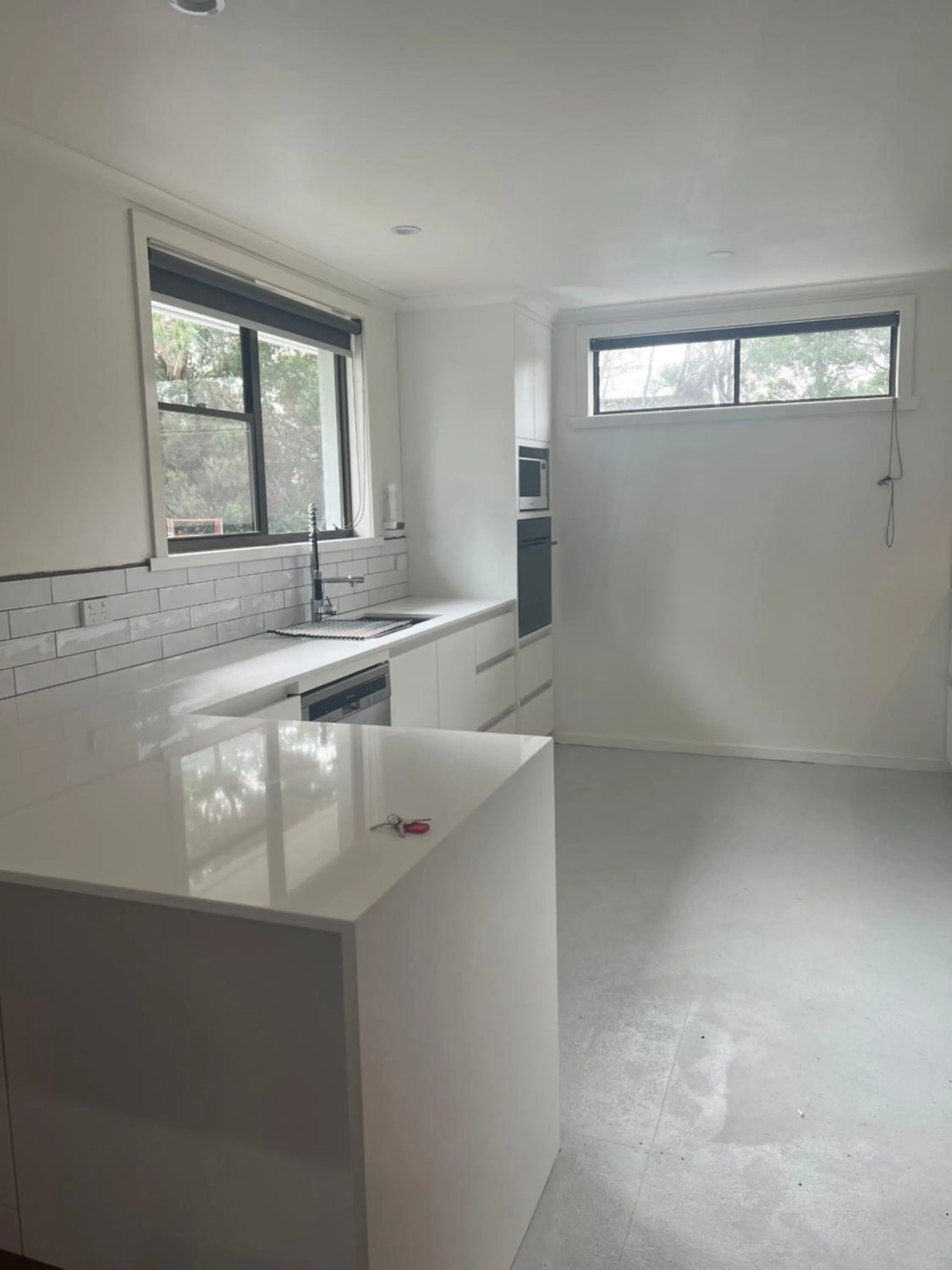 Kitchen or kitchenette in Glenaire Apartments at Frazer St