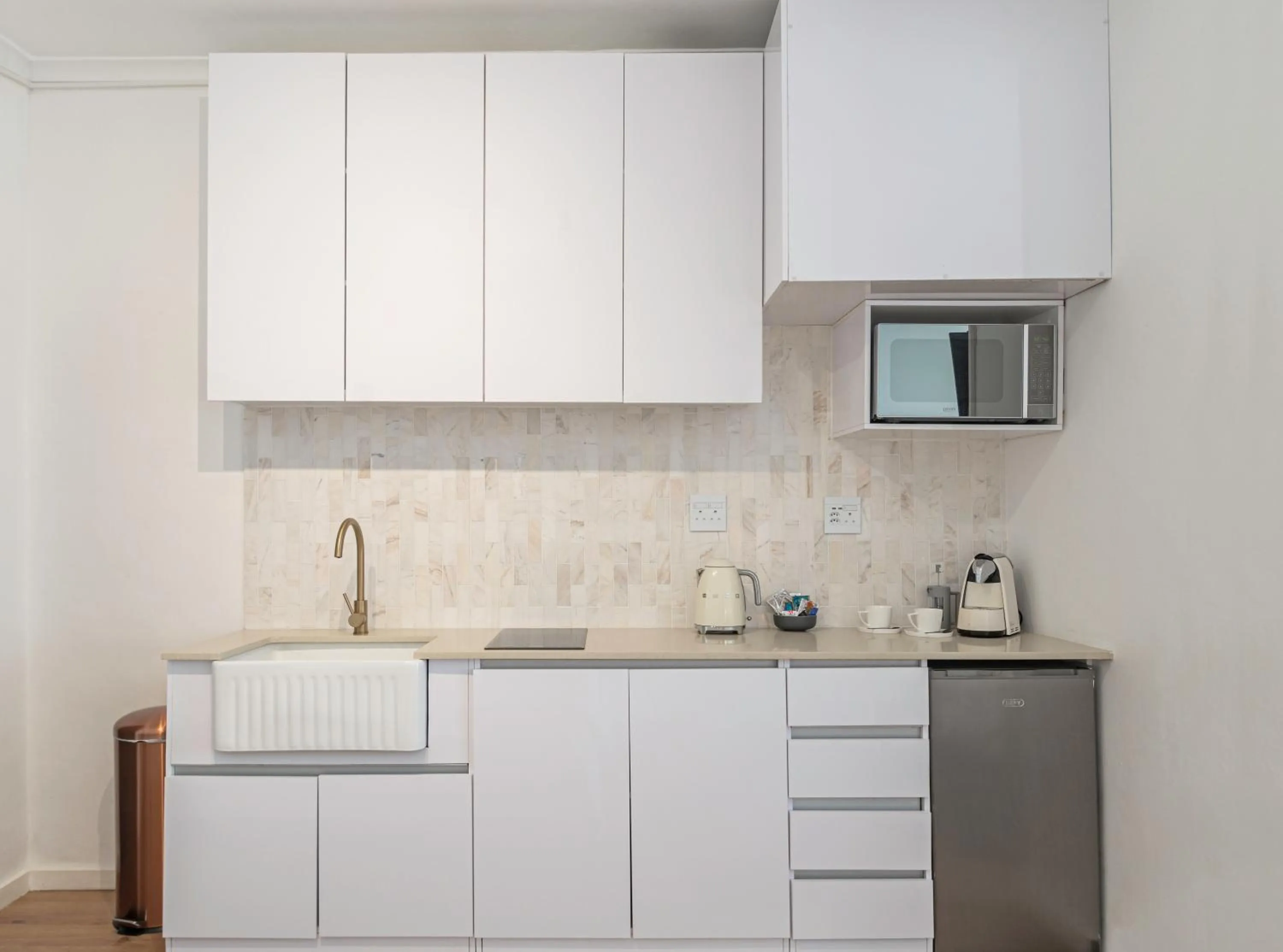 Kitchen or kitchenette in 107 Dorpstraat Boutique Hotel