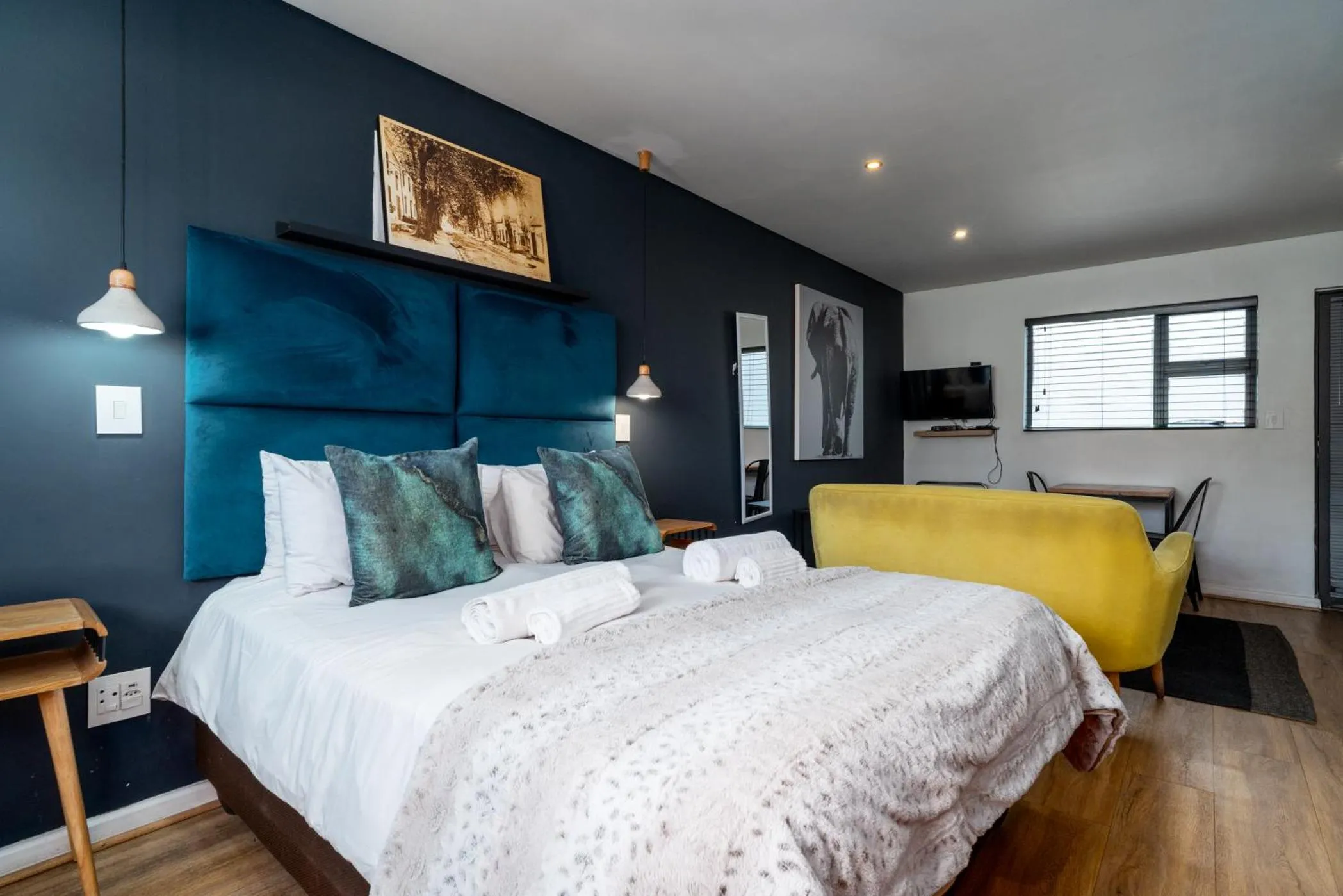 Bed in 107 Dorpstraat Boutique Hotel