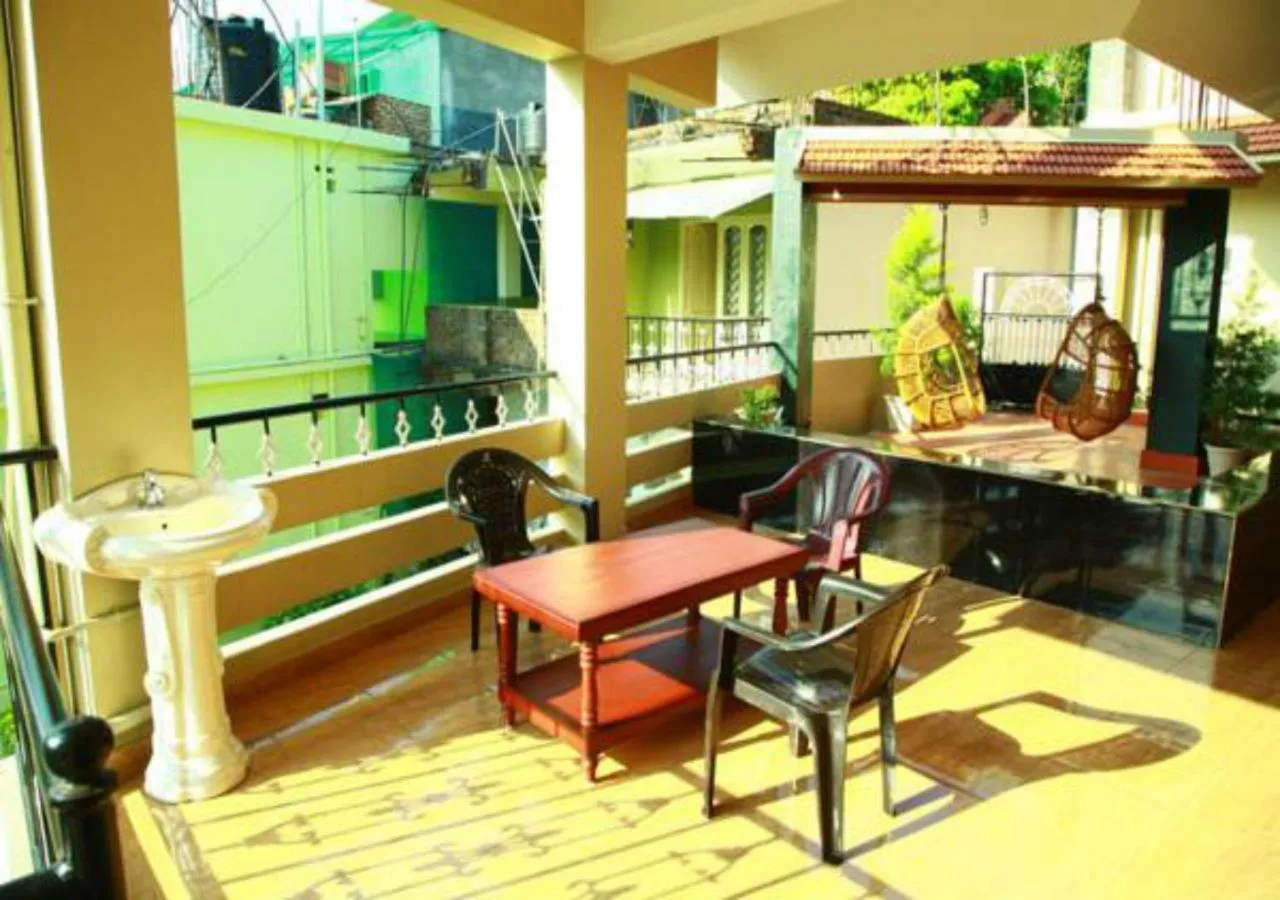 Entertainment in Jungle Palace Homestay