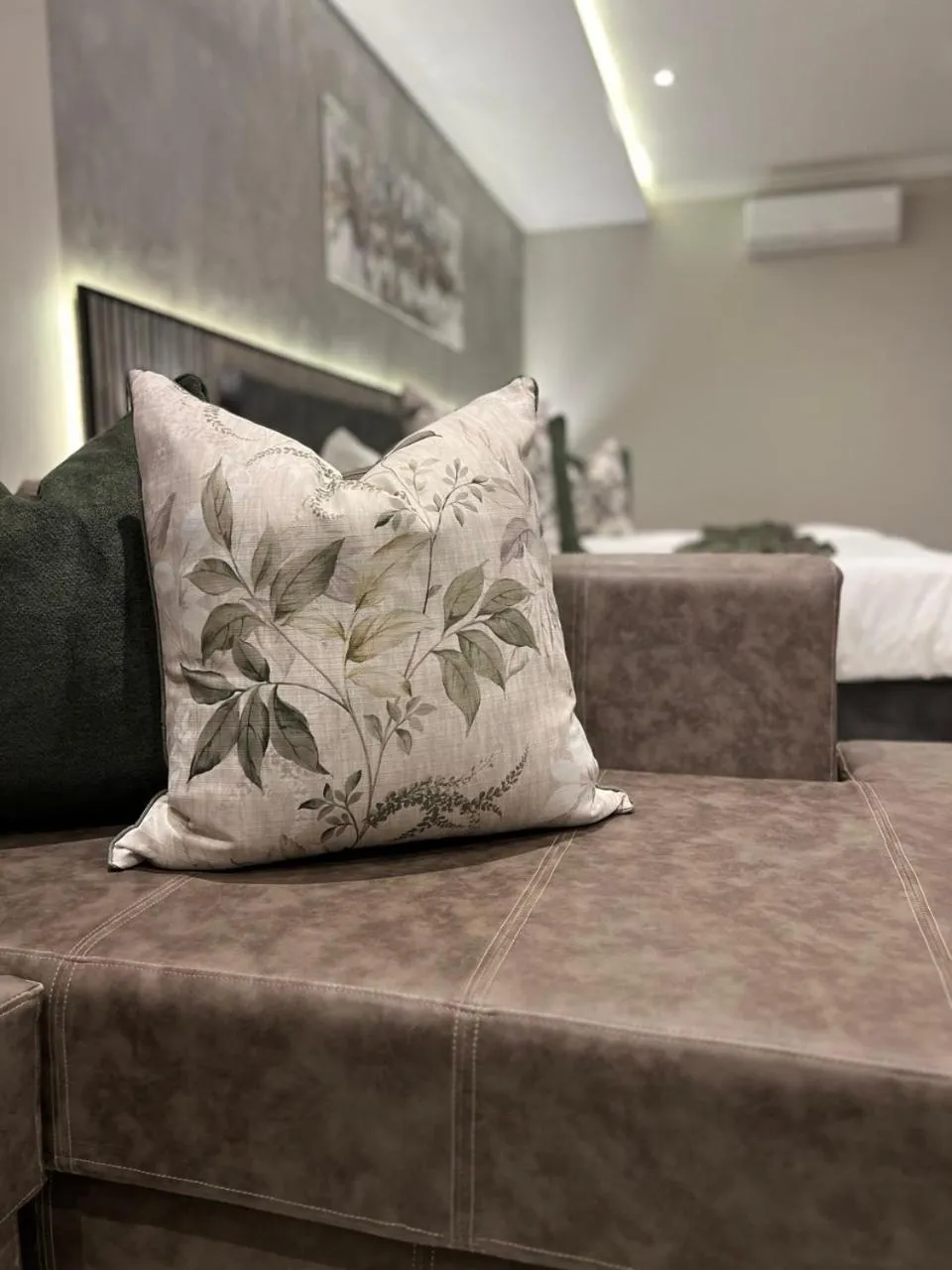 Seating area, Bed in The Cycad Lodge & Chalets