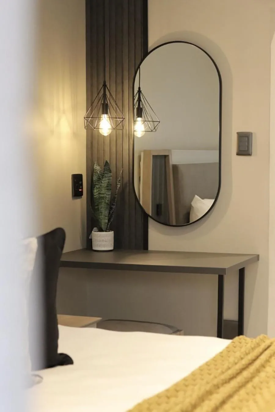 Bedroom, Bed in The Cycad Lodge & Chalets