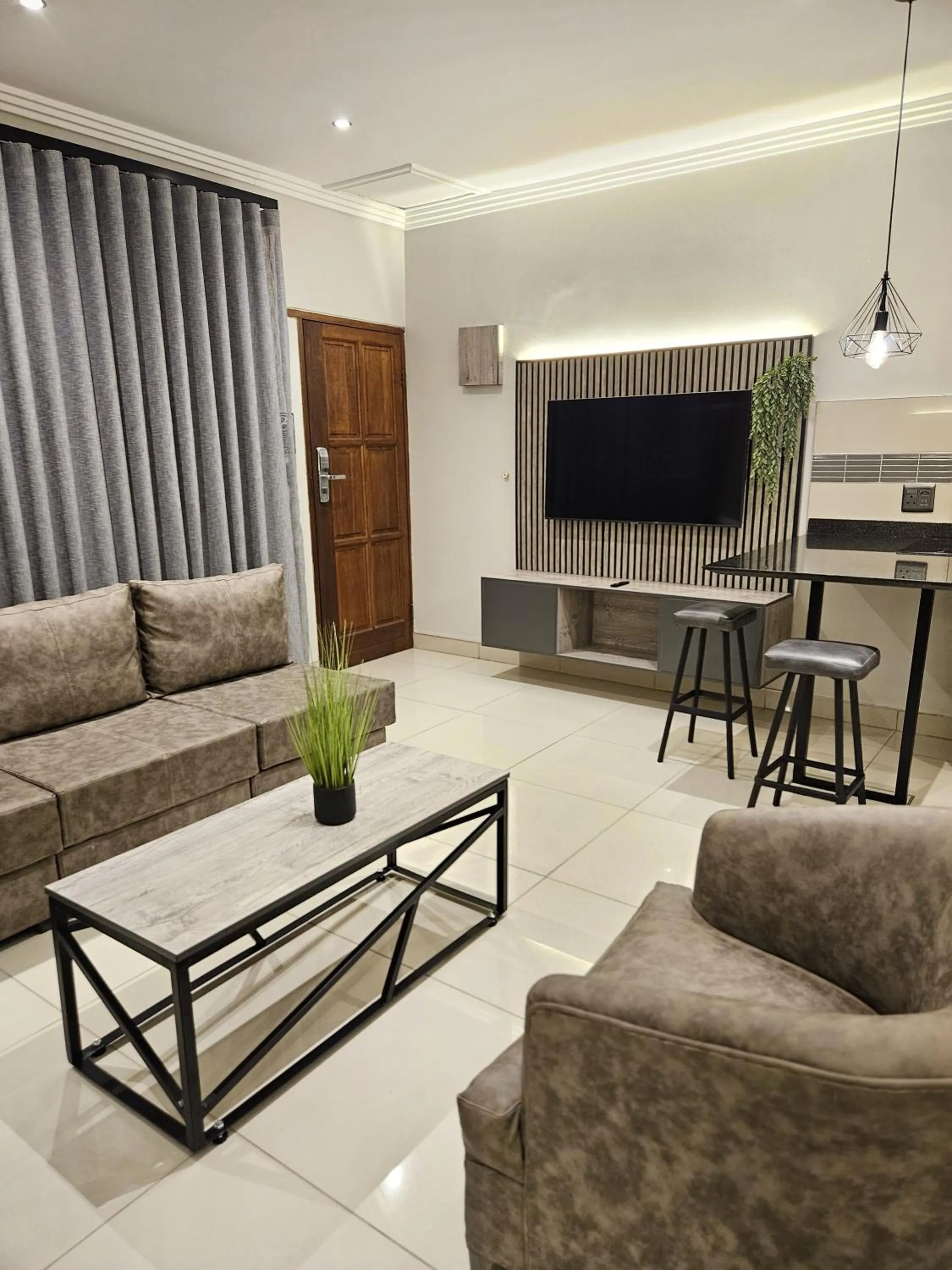 TV and multimedia in The Cycad Lodge & Chalets