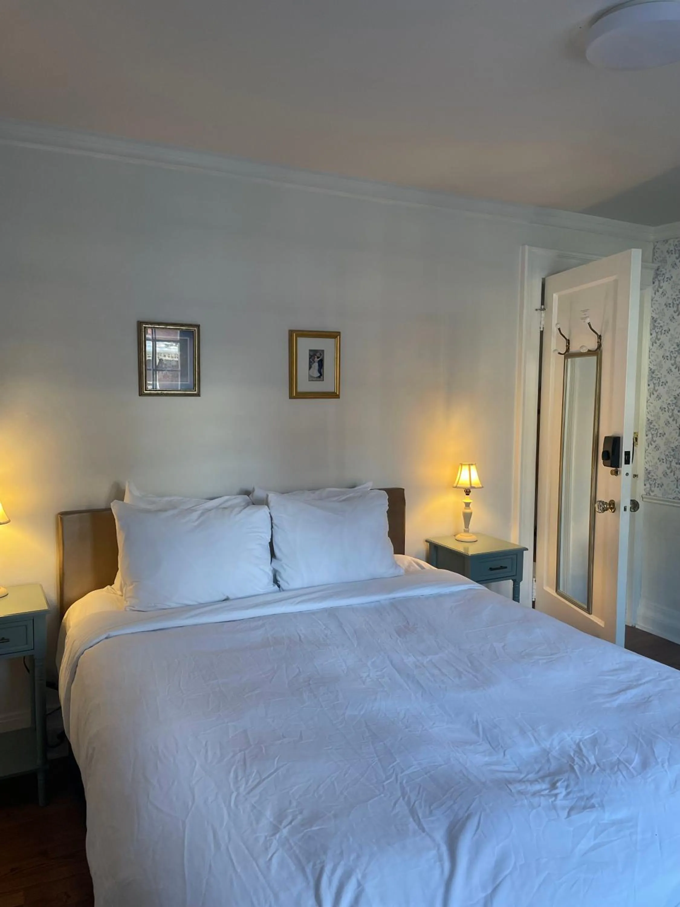 Bed in The Ambassador