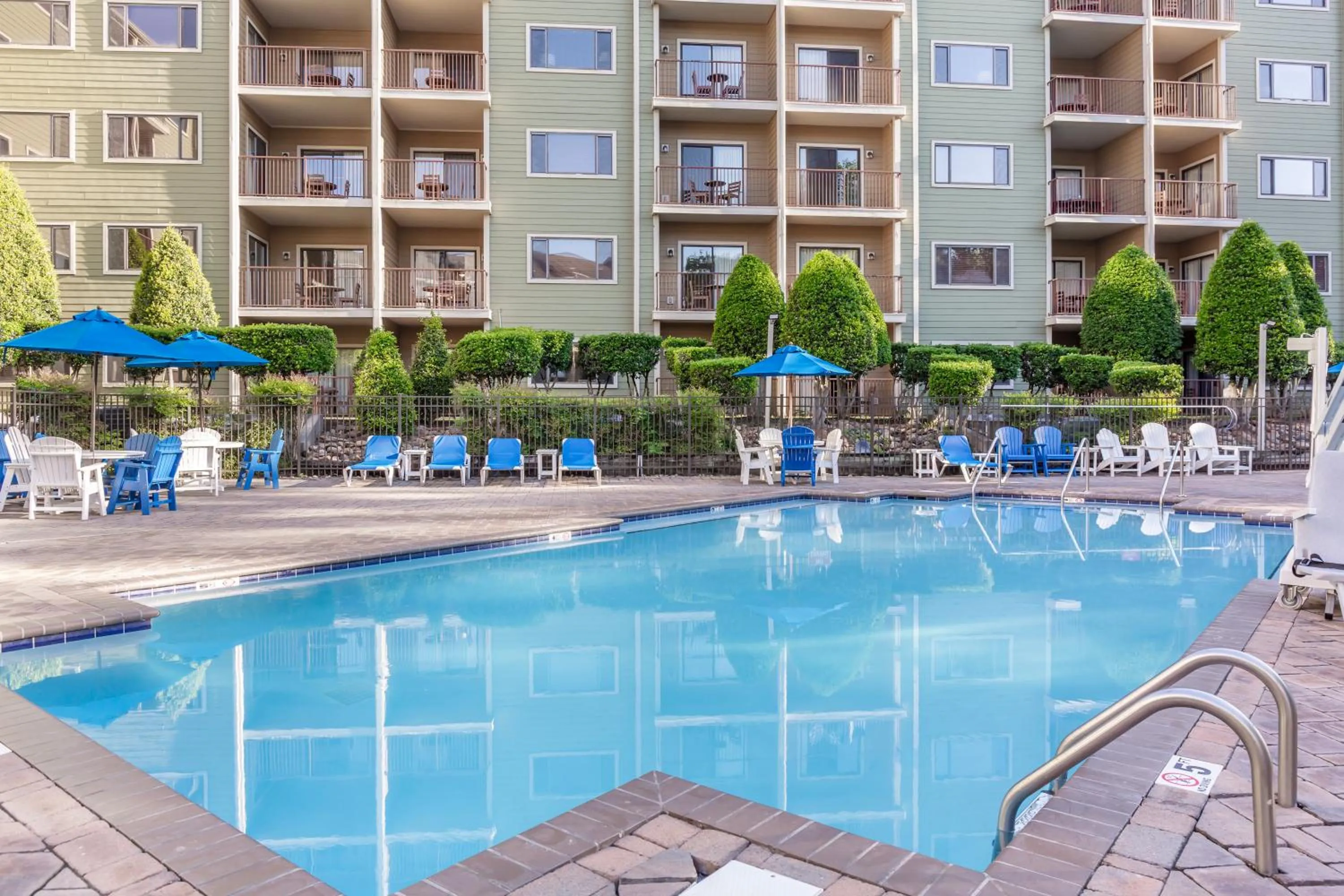 Property building in Hilton Vacation Club Laurel Crest Pigeon Forge