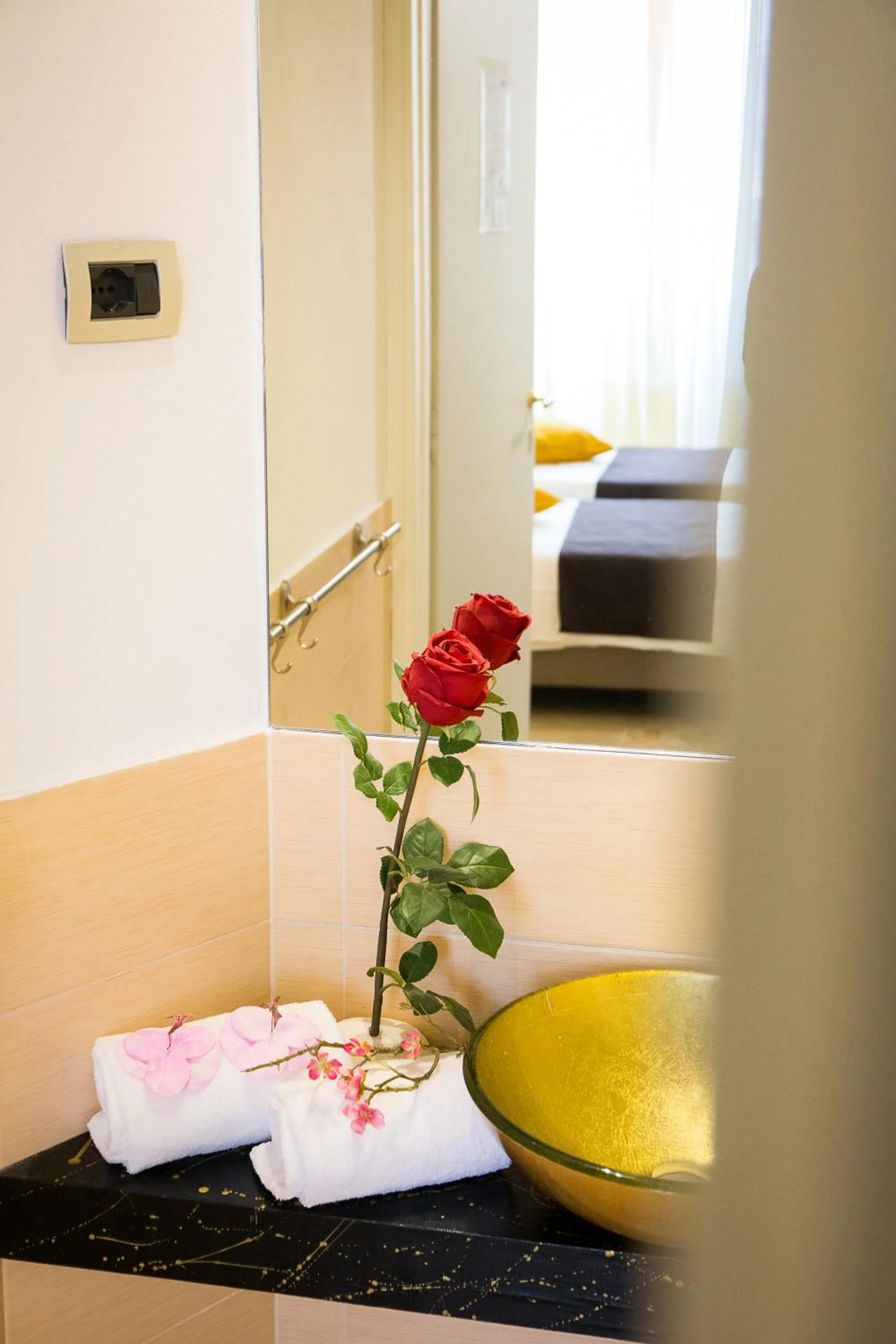 Bathroom, Bed in Nerva Accommodation Cavour