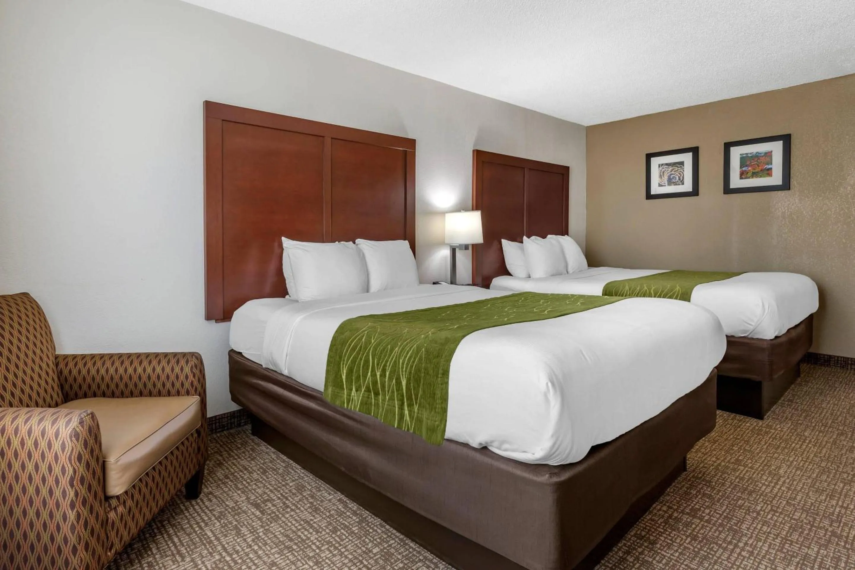 Bedroom, Bed in Comfort Inn Shelby