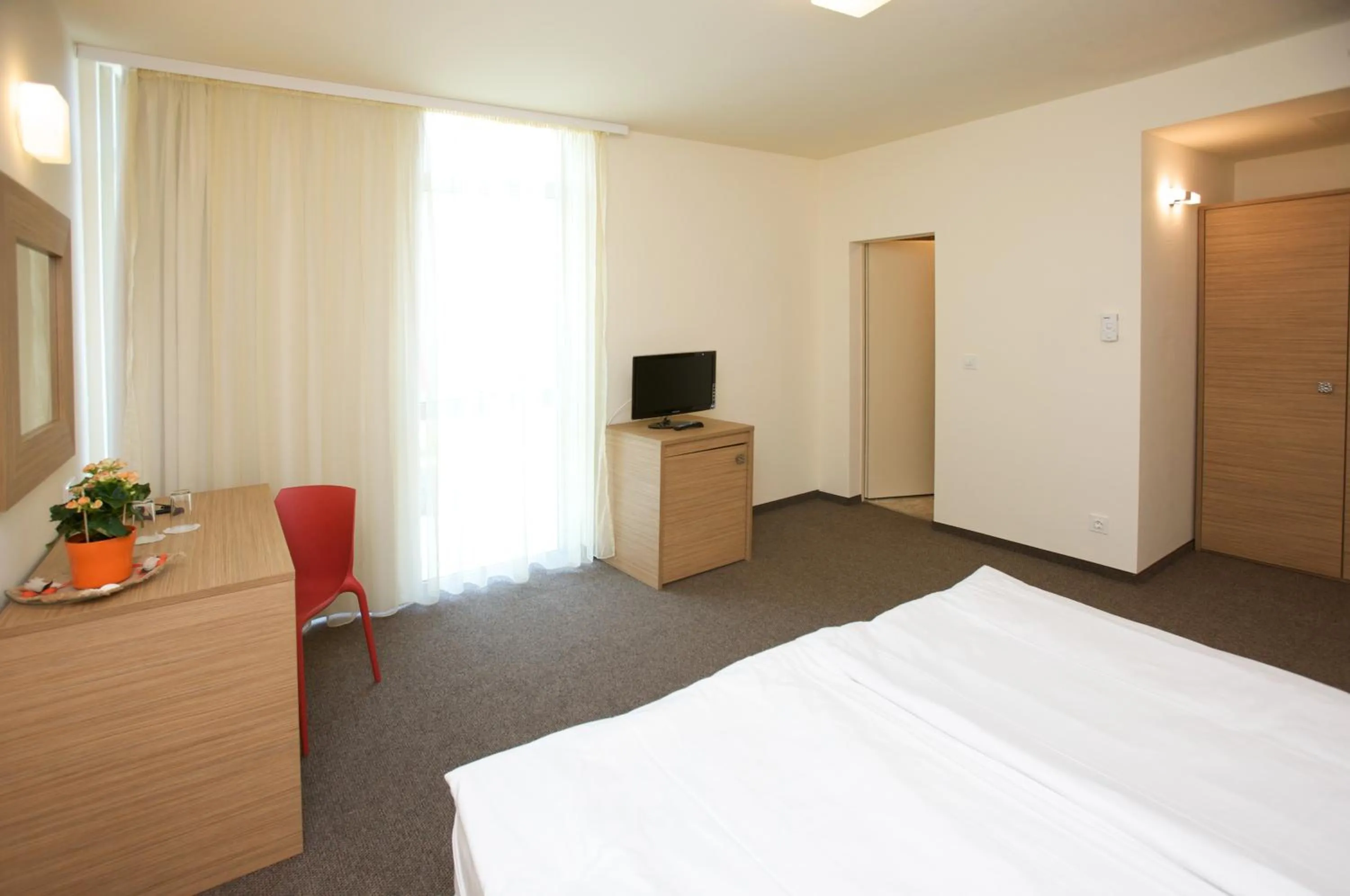 Photo of the whole room in Jeravi Club Hotel - All Inclusive