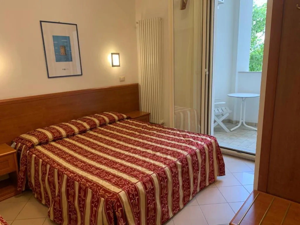 Bed in Hotel Bristol - Koolibry Hotels