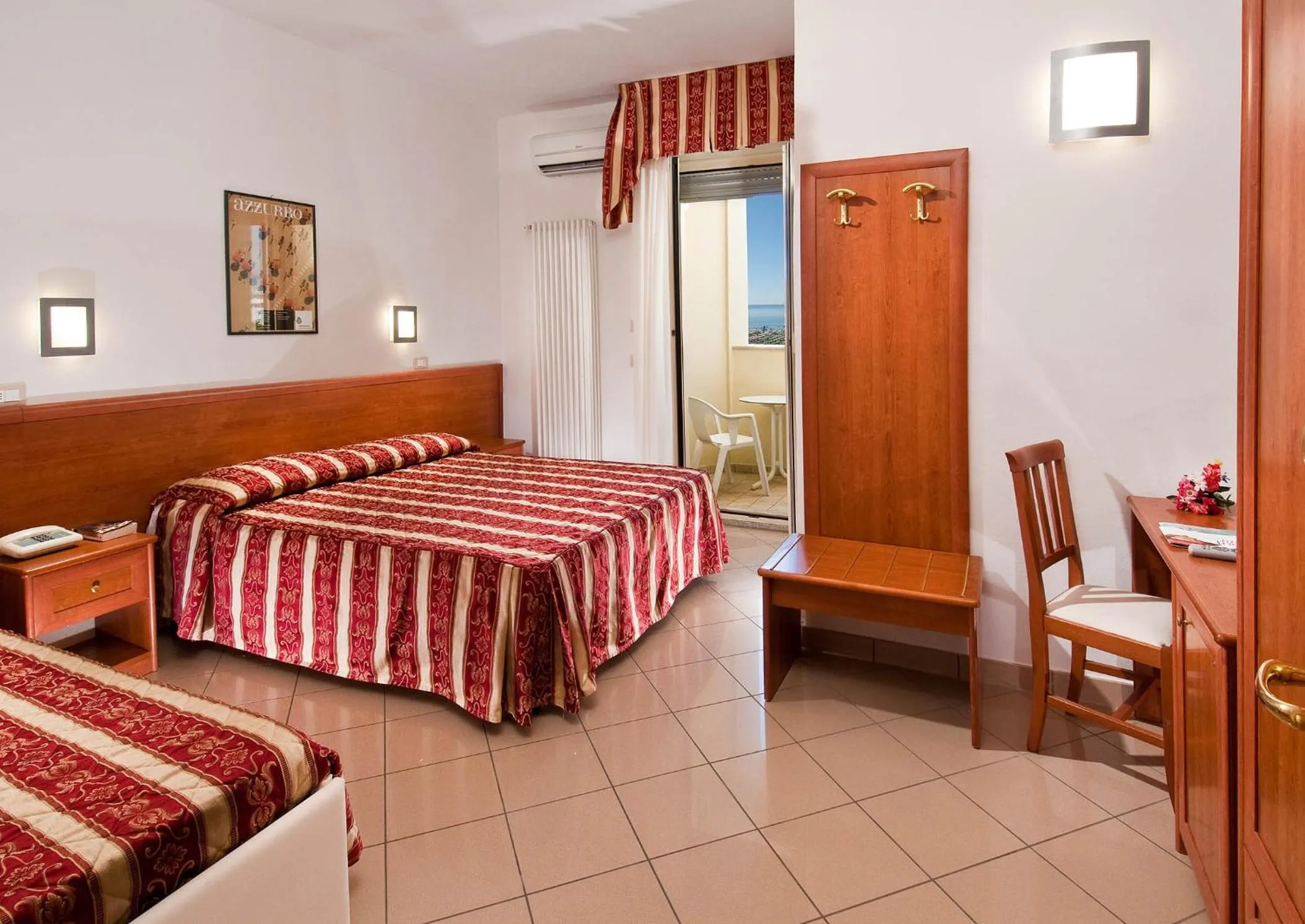 Photo of the whole room, Bed in Hotel Bristol - Koolibry Hotels