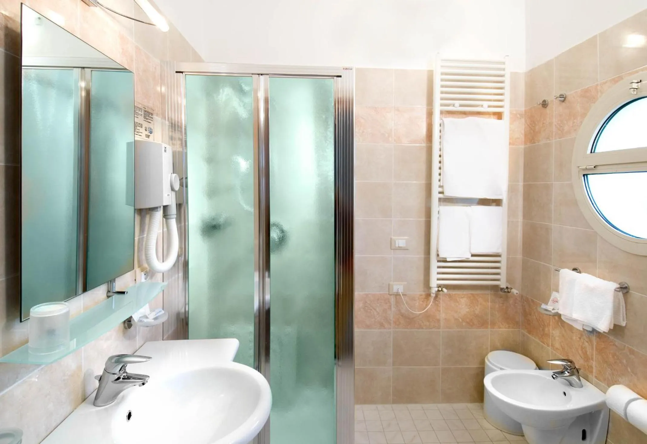 Bathroom in Hotel Bristol - Koolibry Hotels