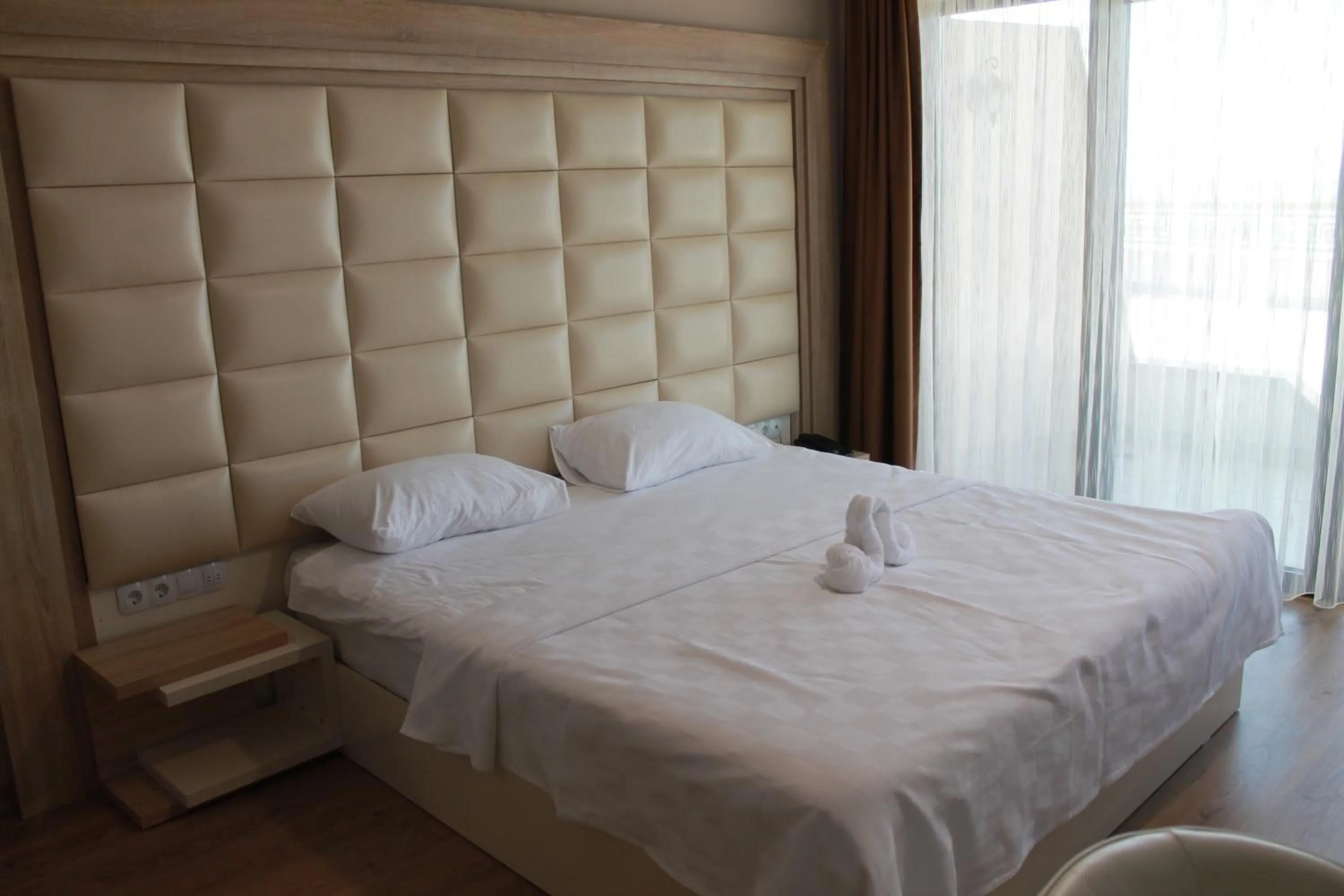 Bedroom, Bed in Mirage Hotel - Struga