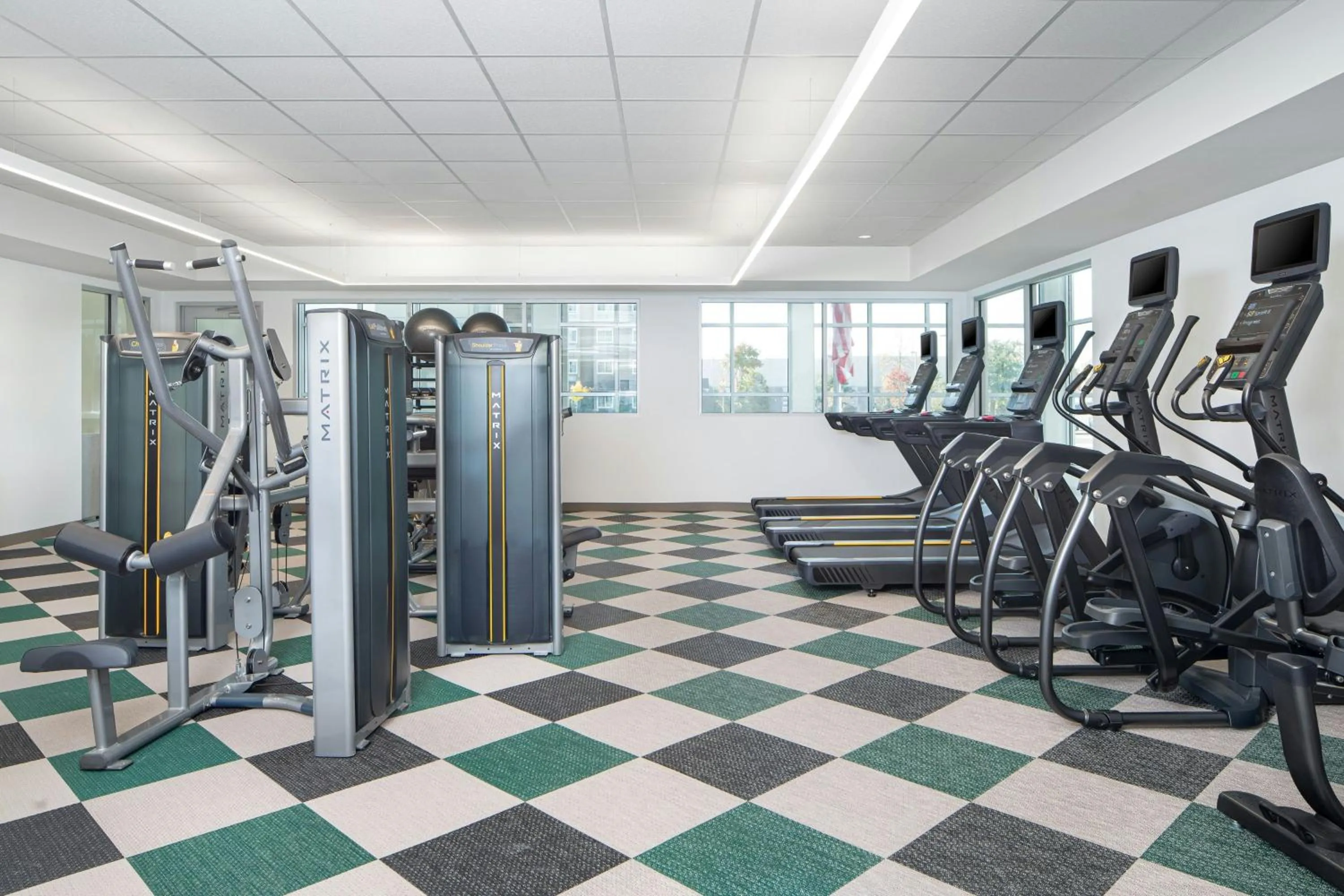 Fitness centre/facilities in Element Opelika Auburn