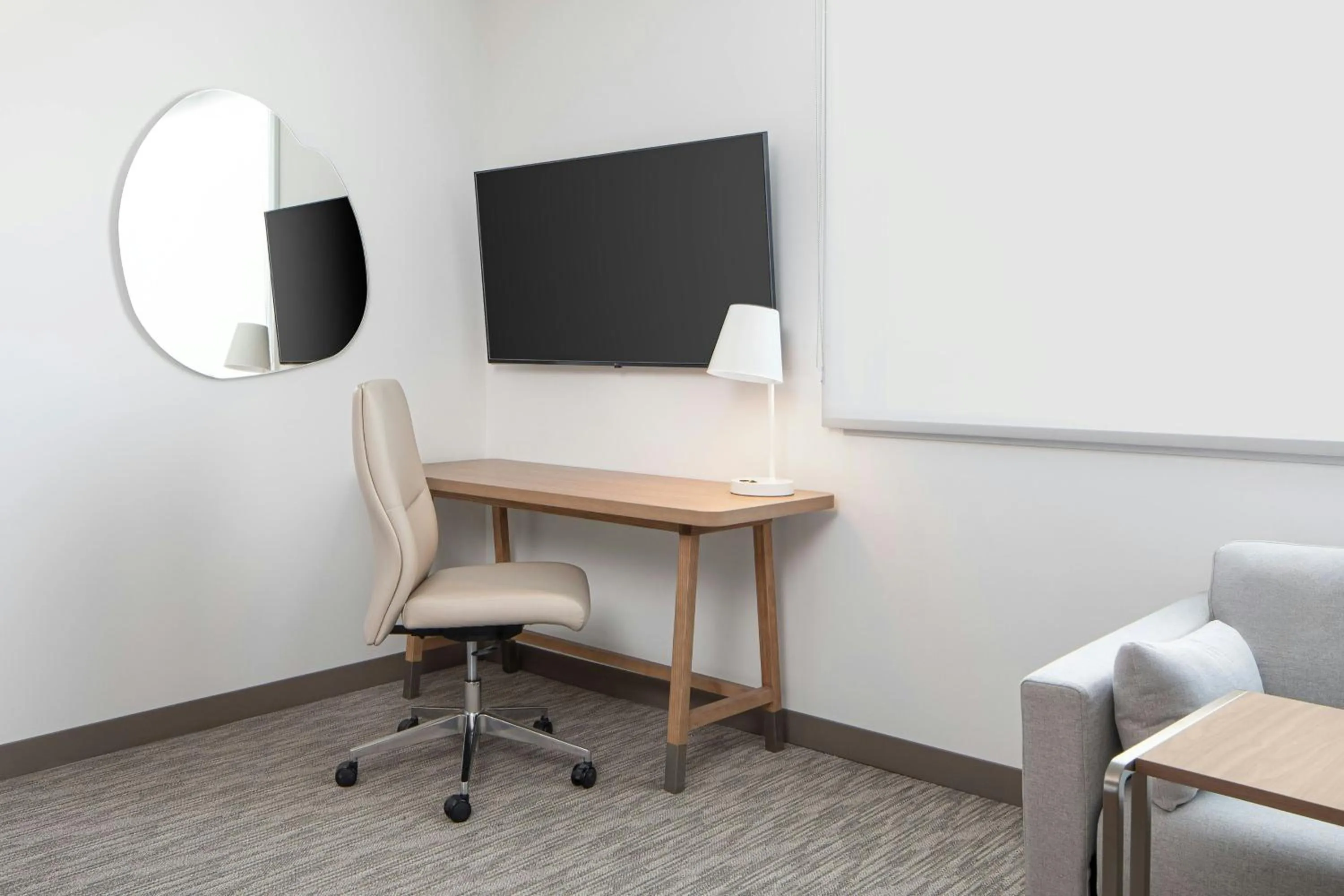 Photo of the whole room in Element Opelika Auburn