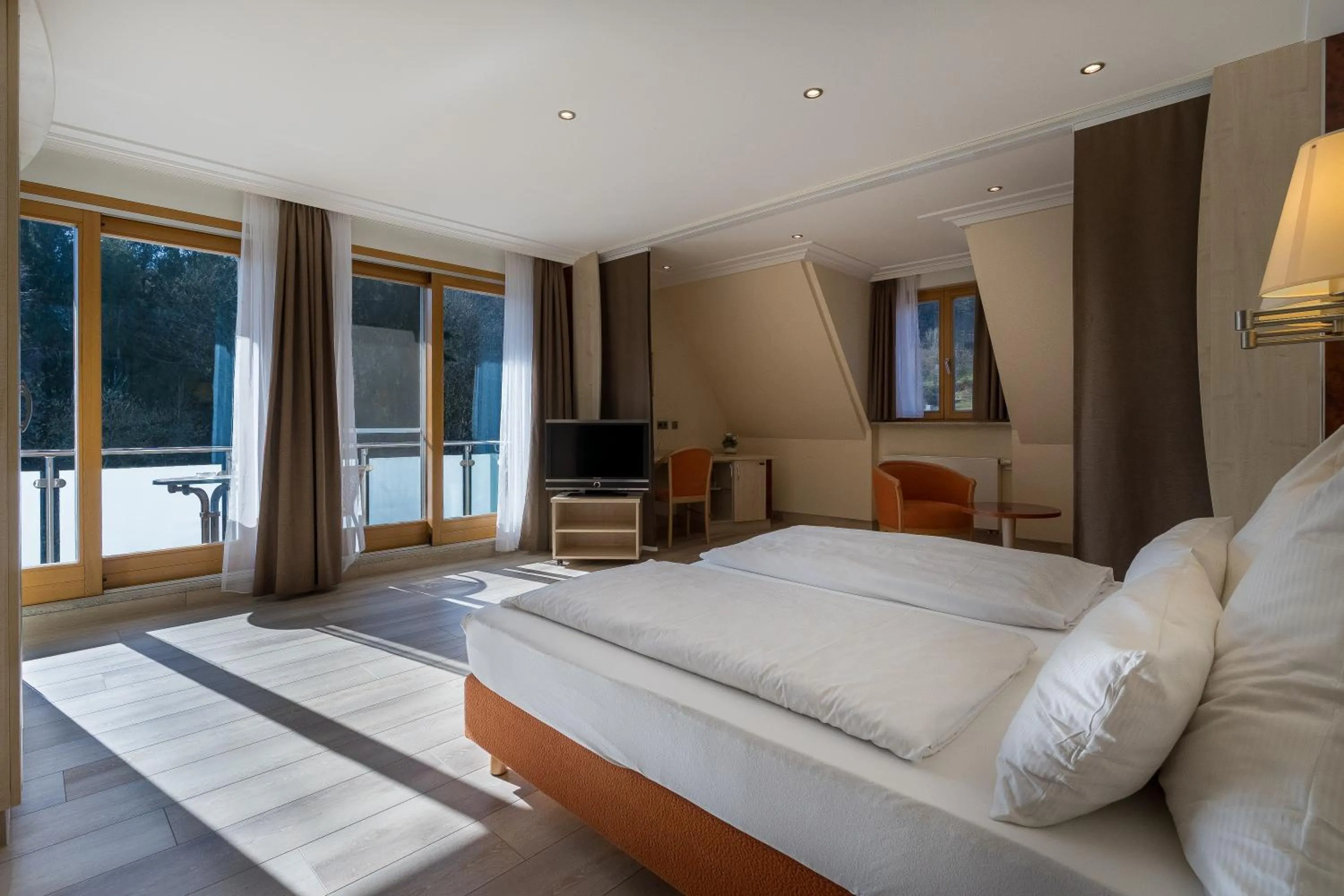 Bed in Landhotel Heimathenhof