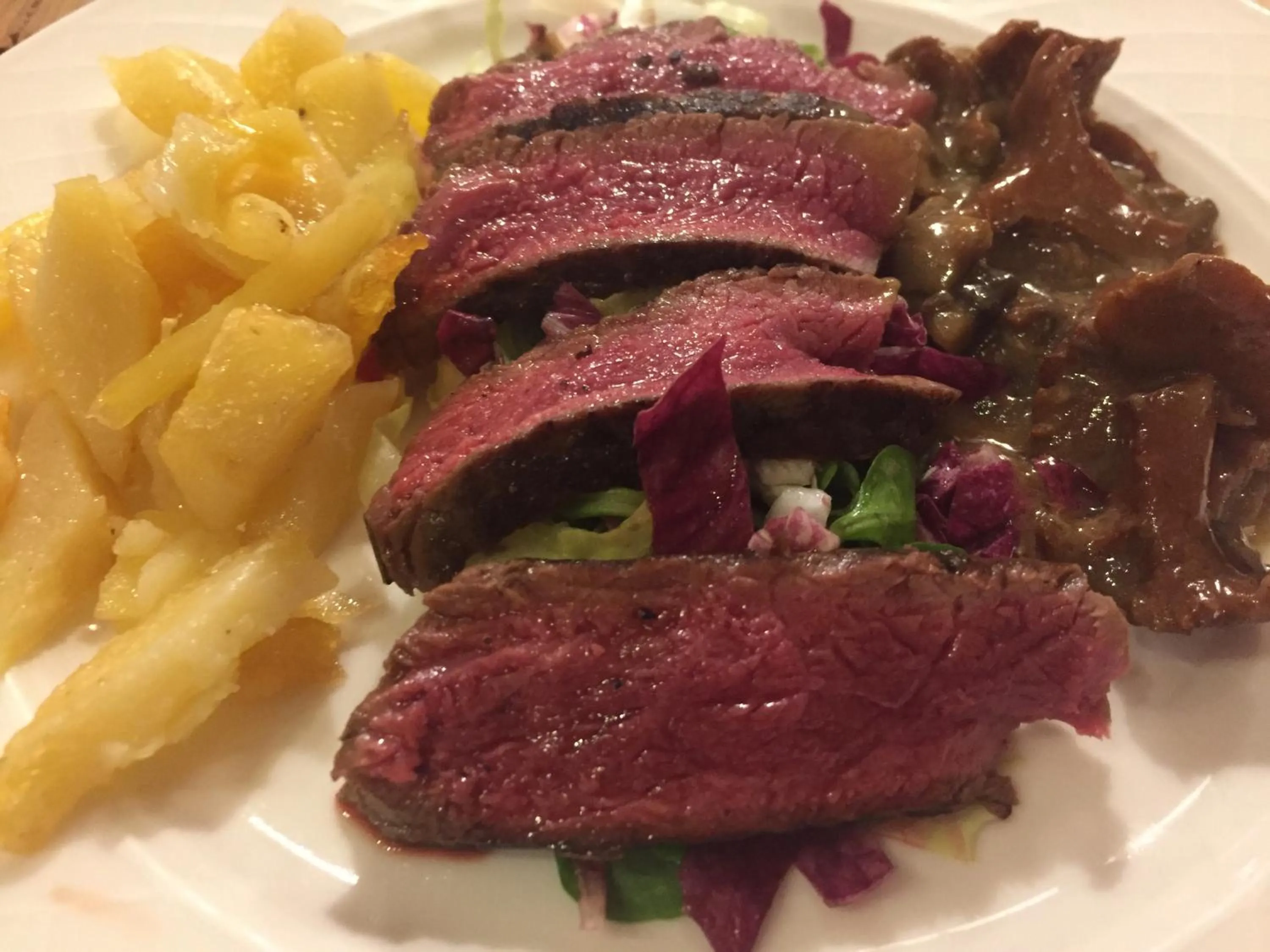 Restaurant/places to eat in Hotel Ariston ***S