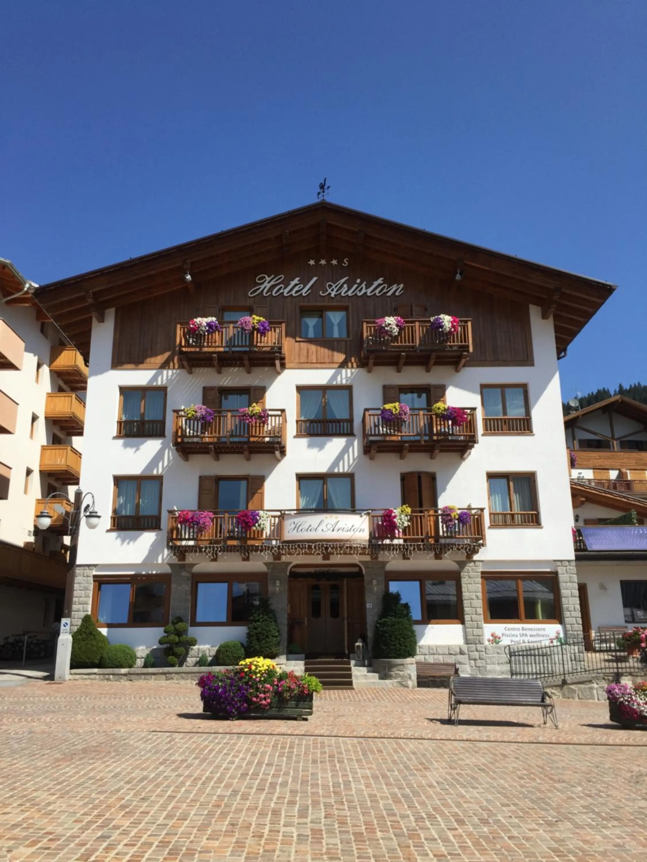 Property building in Hotel Ariston ***S