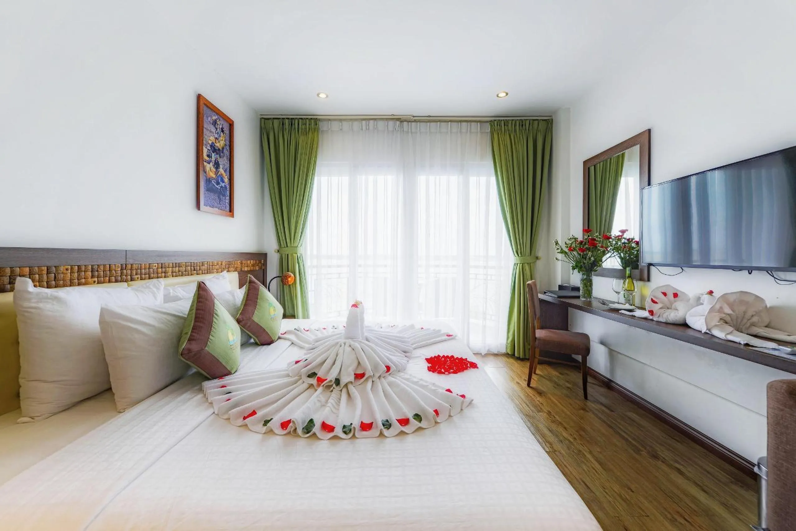 Bedroom, Bed in Ben Tre Riverside Resort