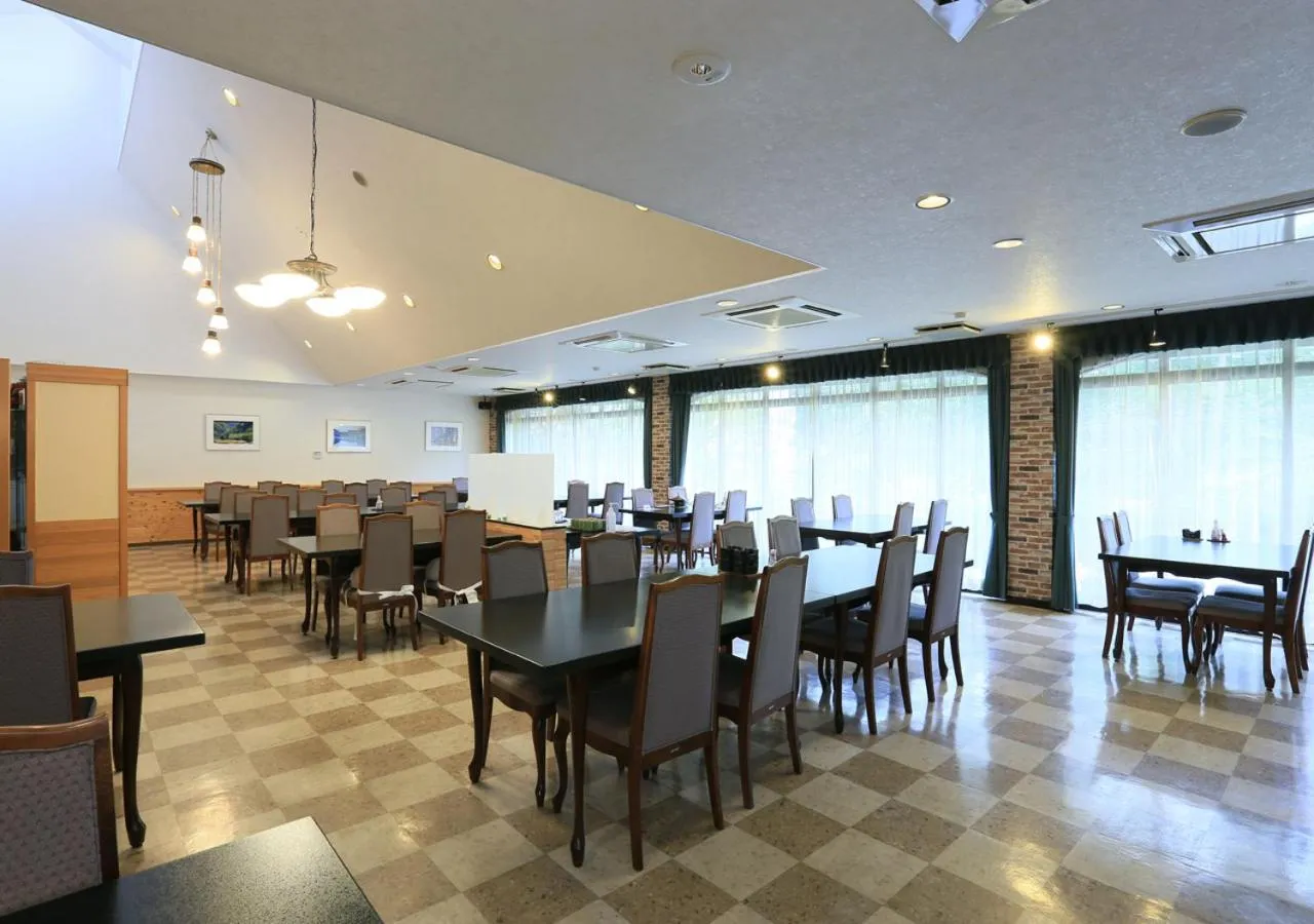 Restaurant/places to eat in Morino Hotel