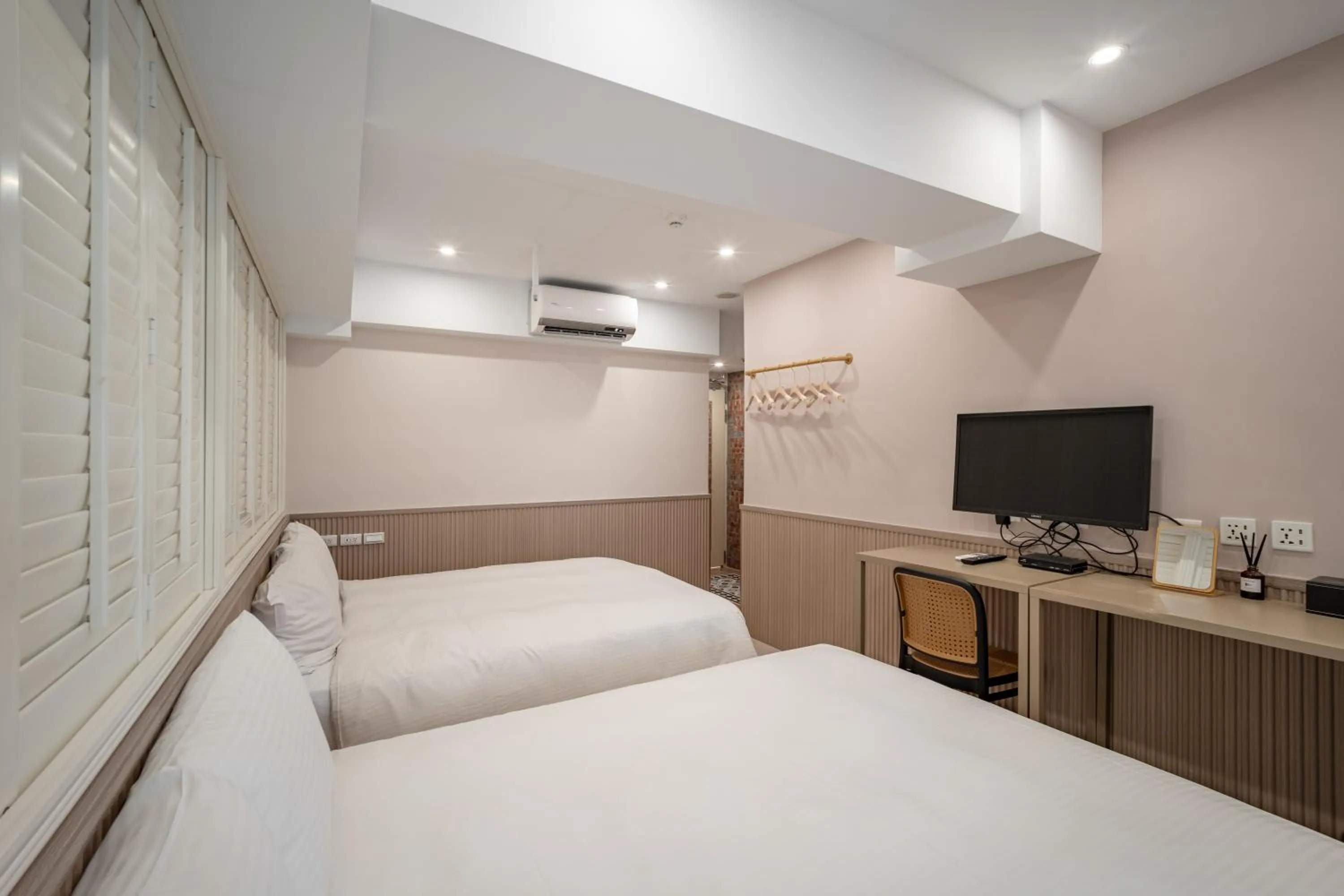 Photo of the whole room, Bed in 慶爾喜旅館長沙館Cheers Loft Self Check-in Hotel