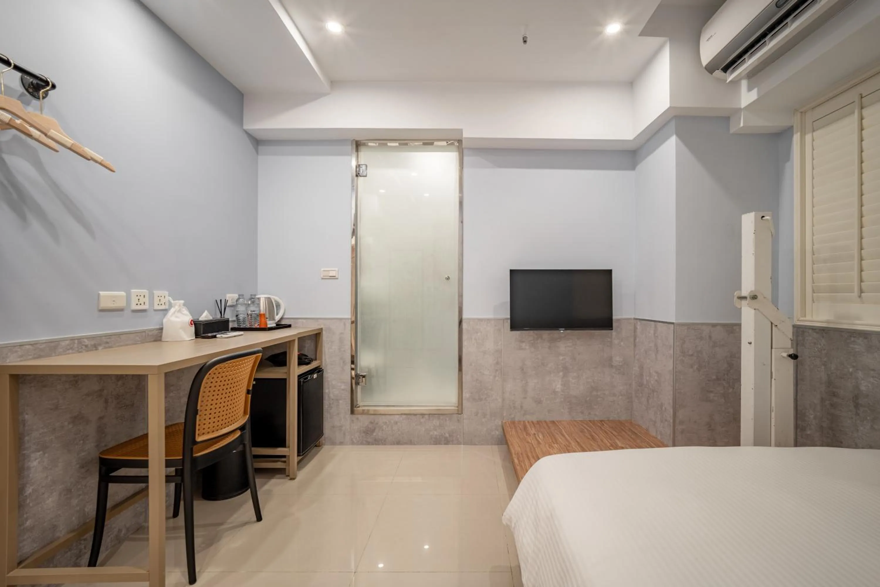 Photo of the whole room, Bed in 慶爾喜旅館長沙館Cheers Loft Self Check-in Hotel