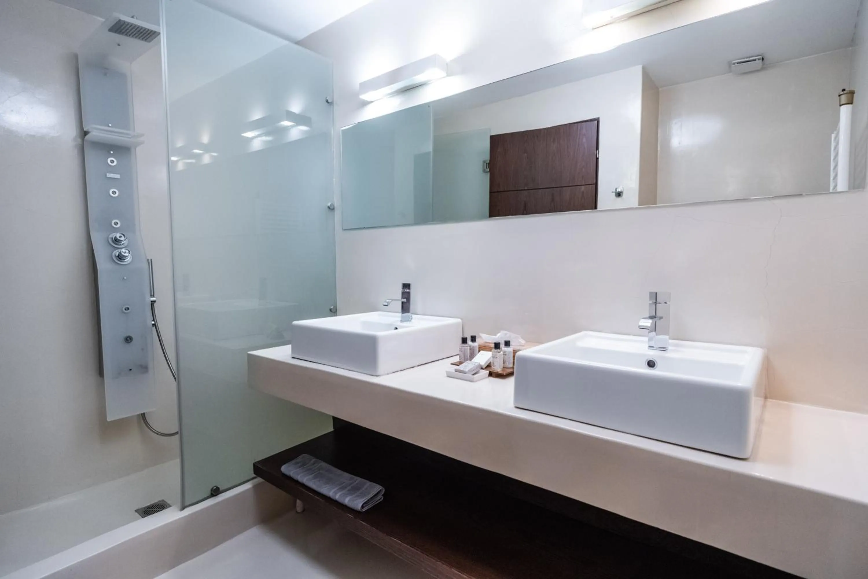 Bathroom in 12 Months Resort & Spa