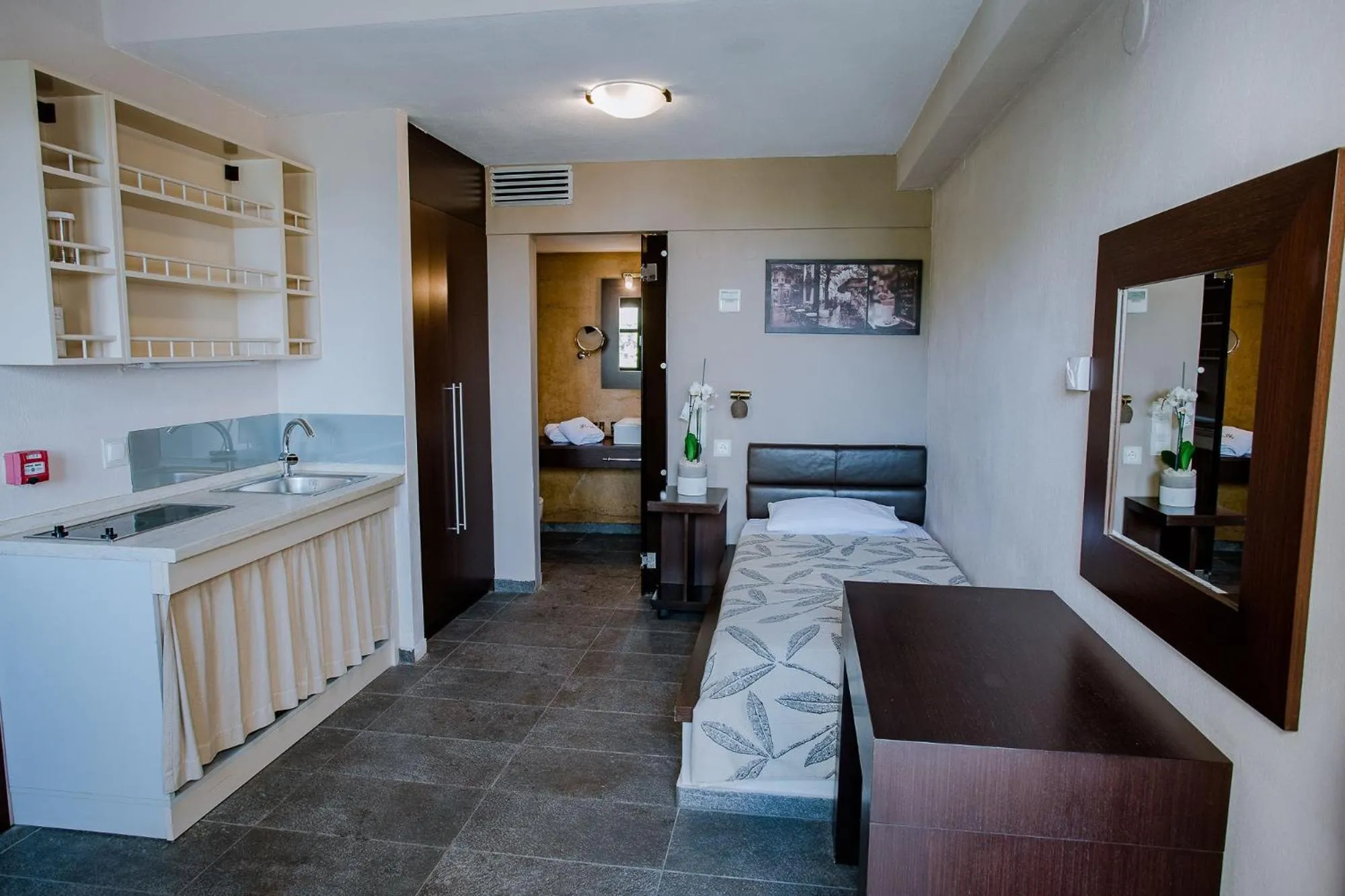 Photo of the whole room, Bed in 12 Months Resort & Spa