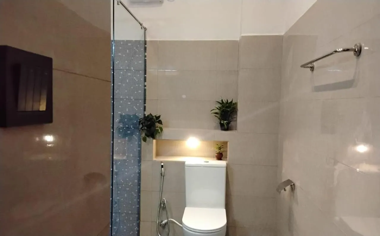 Shower in Ella Green Cottages