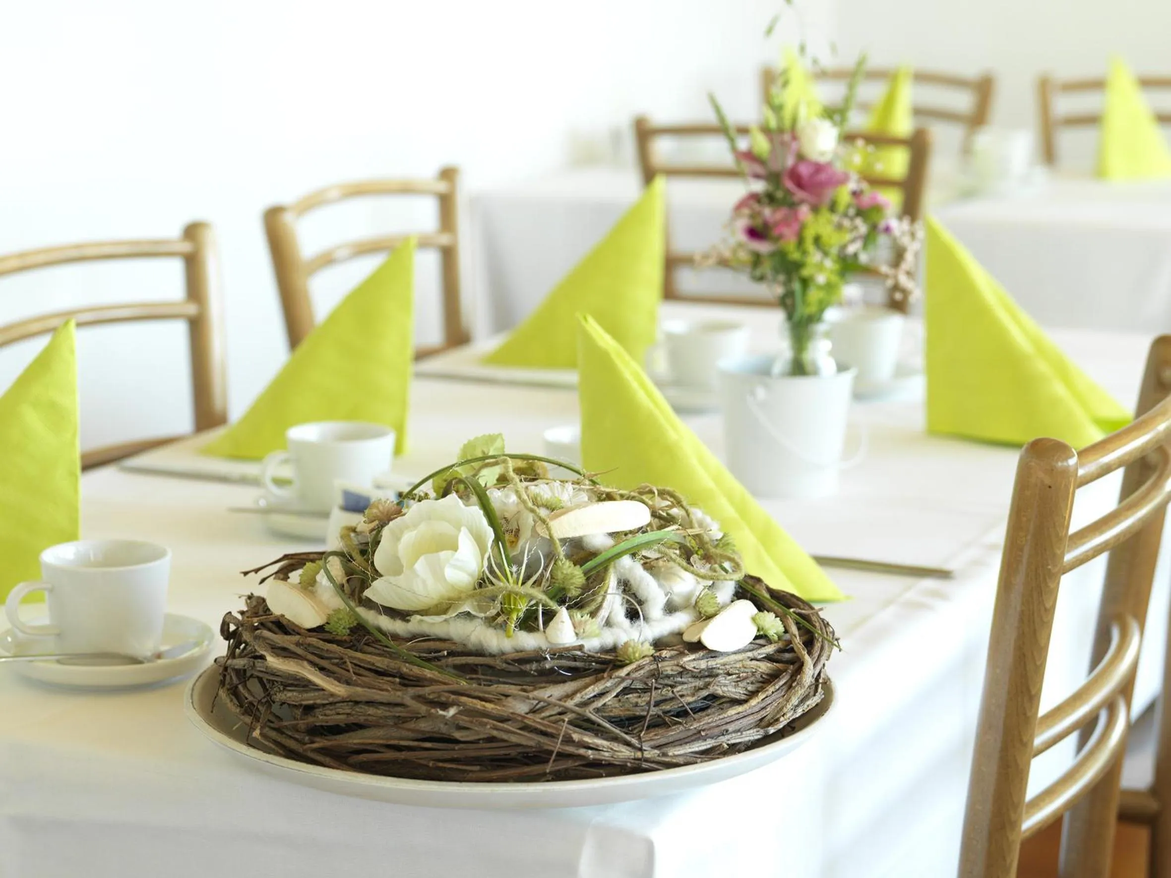 Breakfast in Hotel B&BAlpenheim