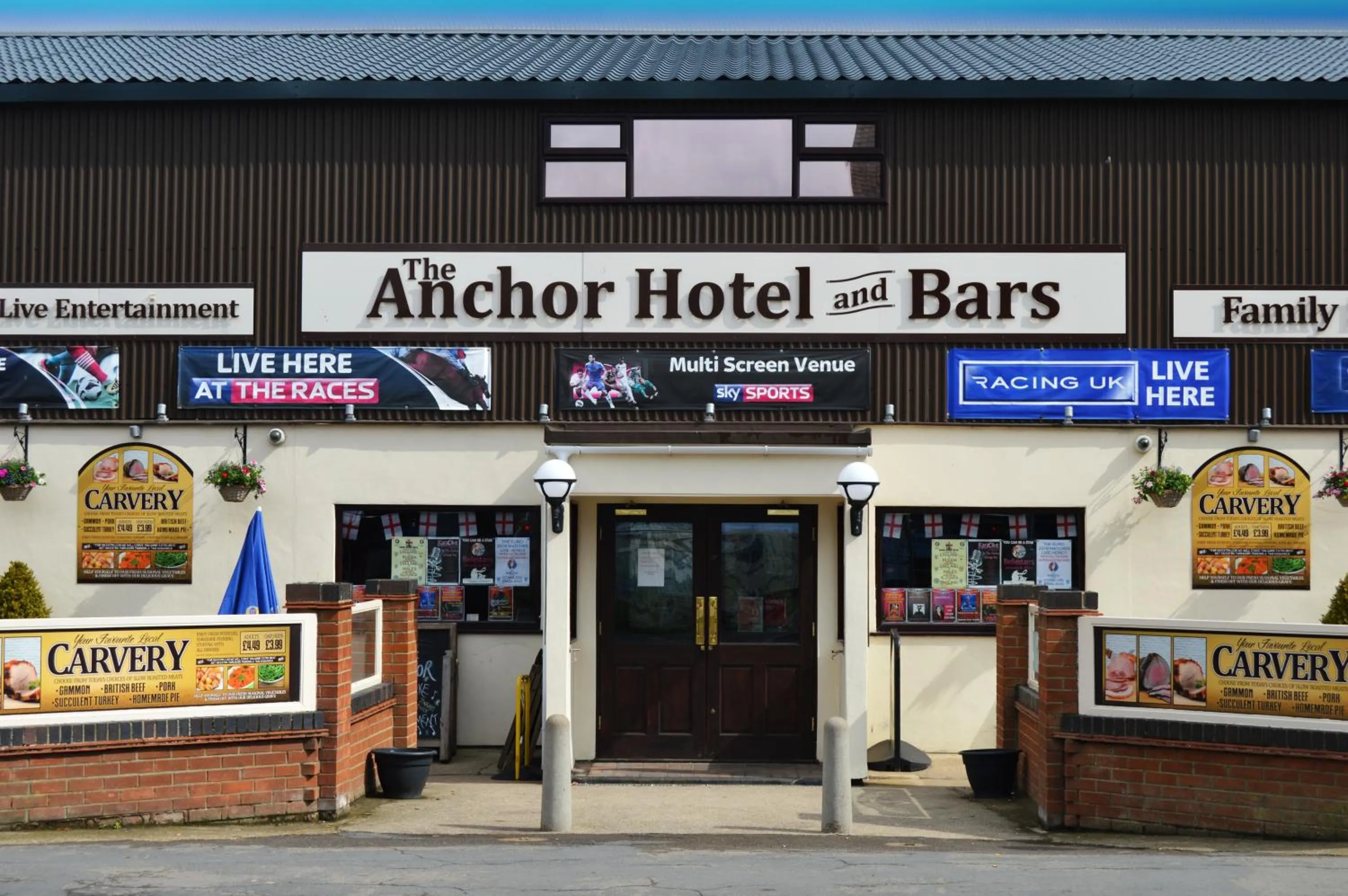 Restaurant/places to eat in The Anchor Hotel & Bars