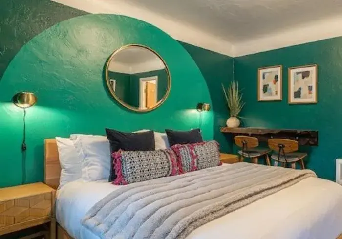 Queen Room in b side motel Queen Room in b side motel