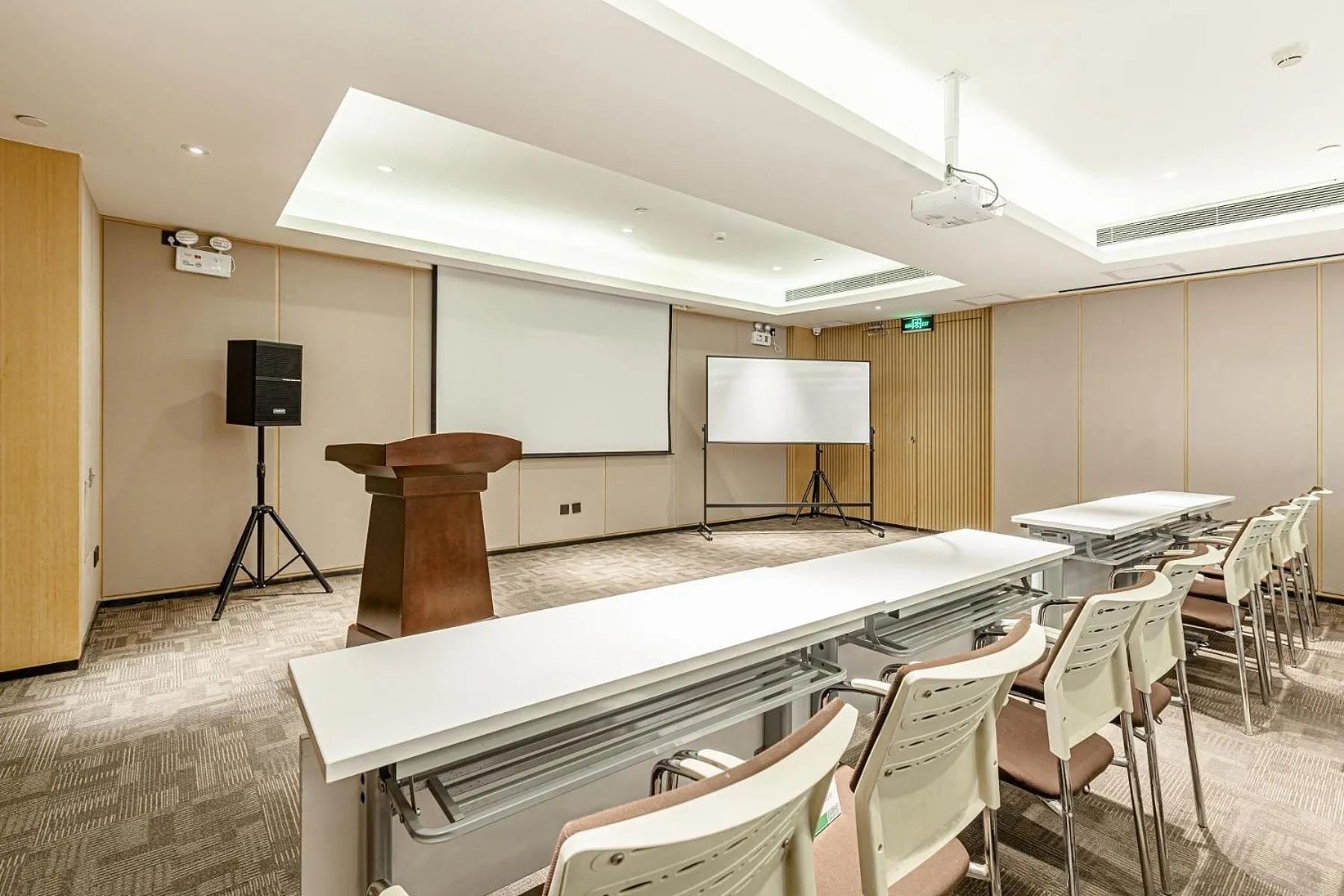 Meeting/conference room in JI Hotel Beijing Yizhuang Economic Development Zone