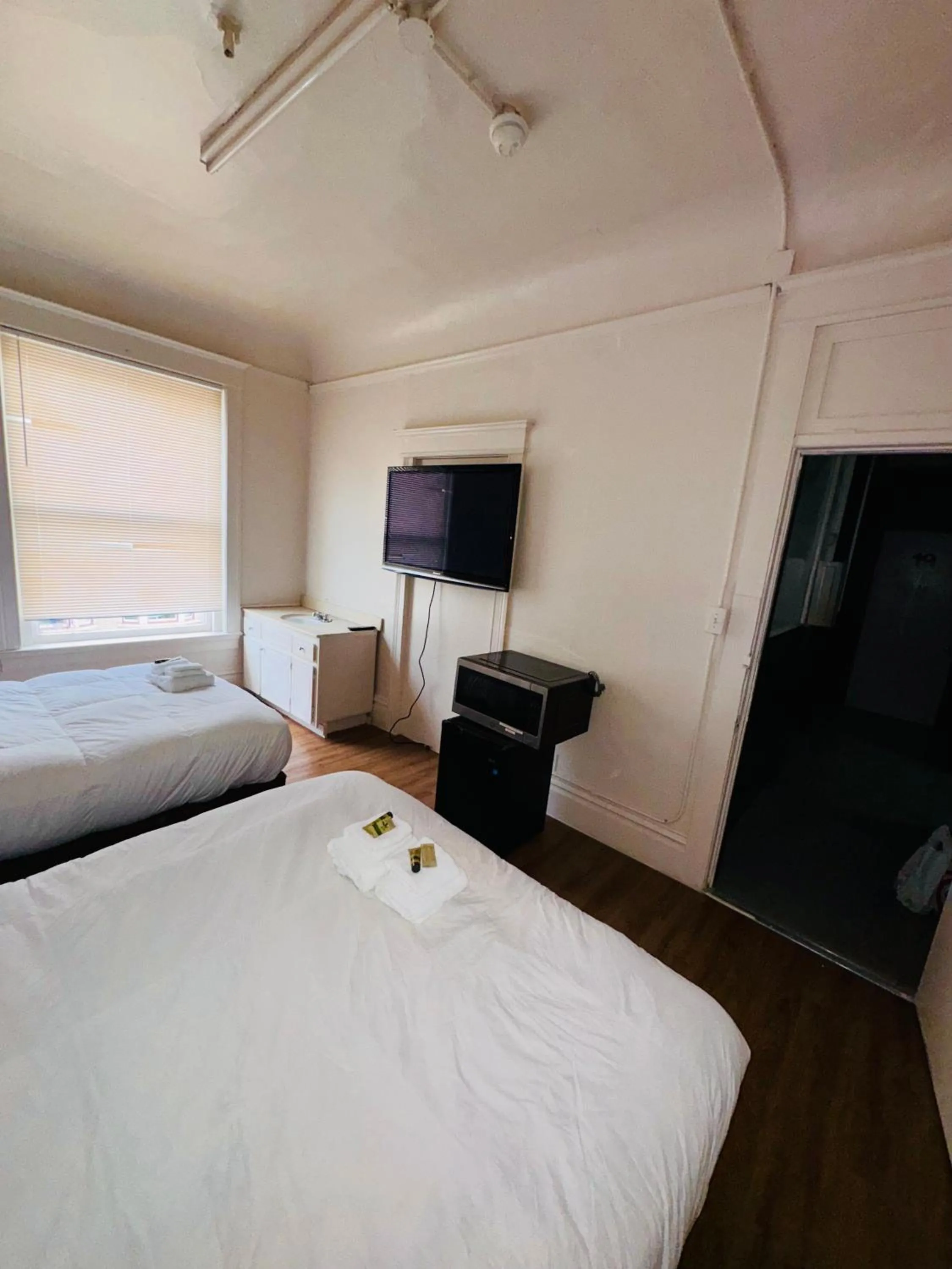 Bed in Riviera Hotel