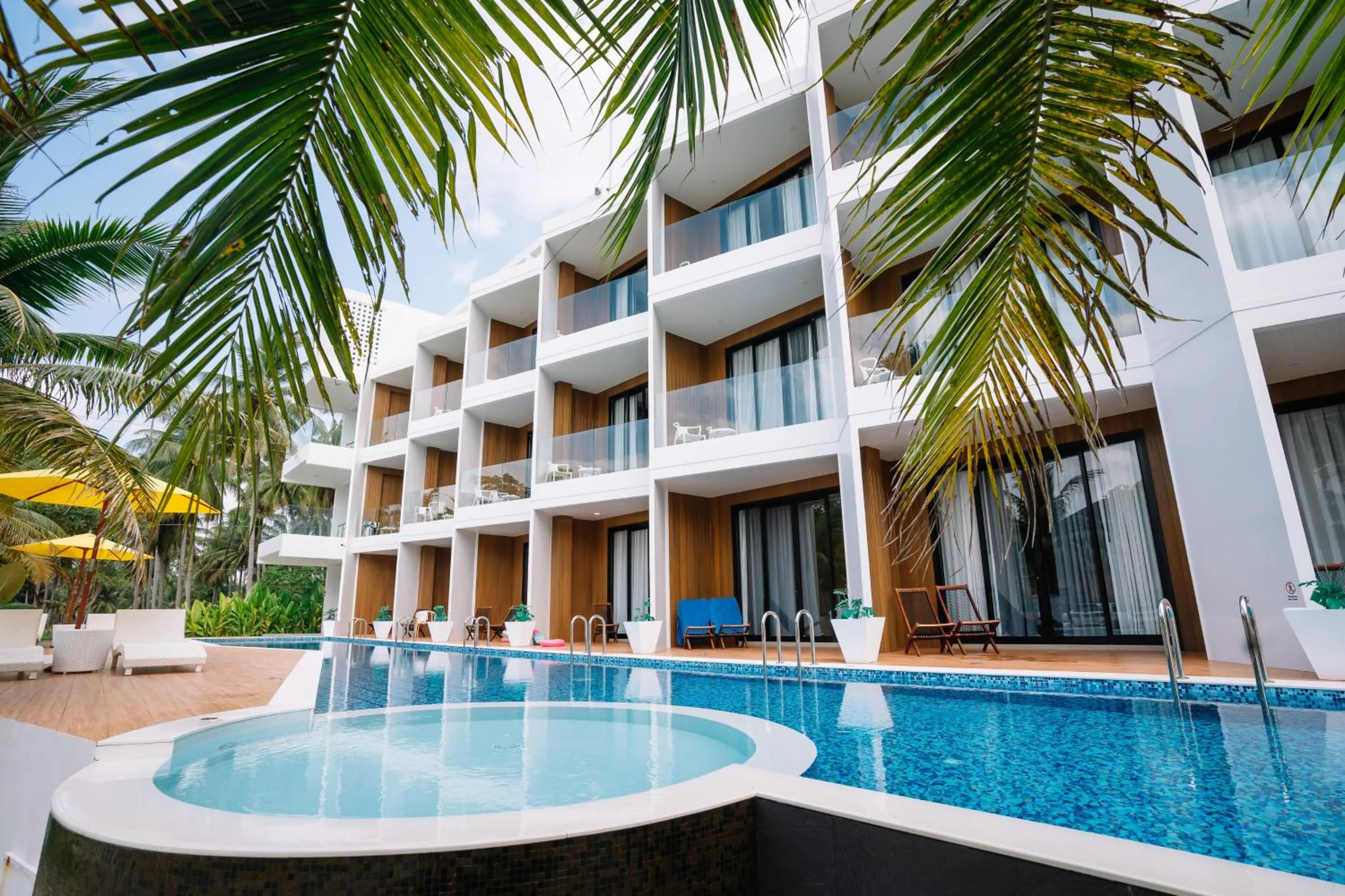 Property building in Seava Beach