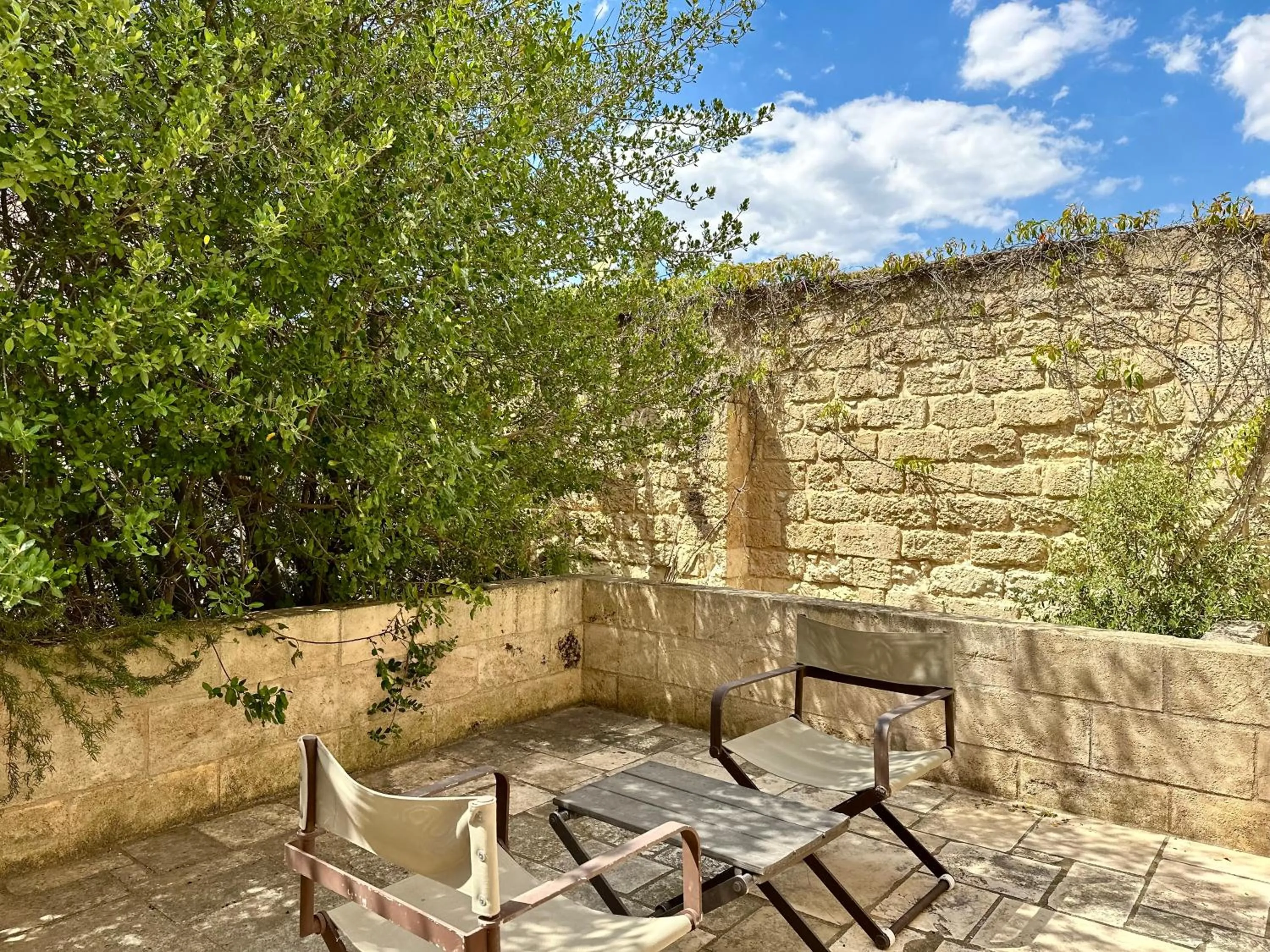 Patio in Relais Histò San Pietro Sul Mar Piccolo