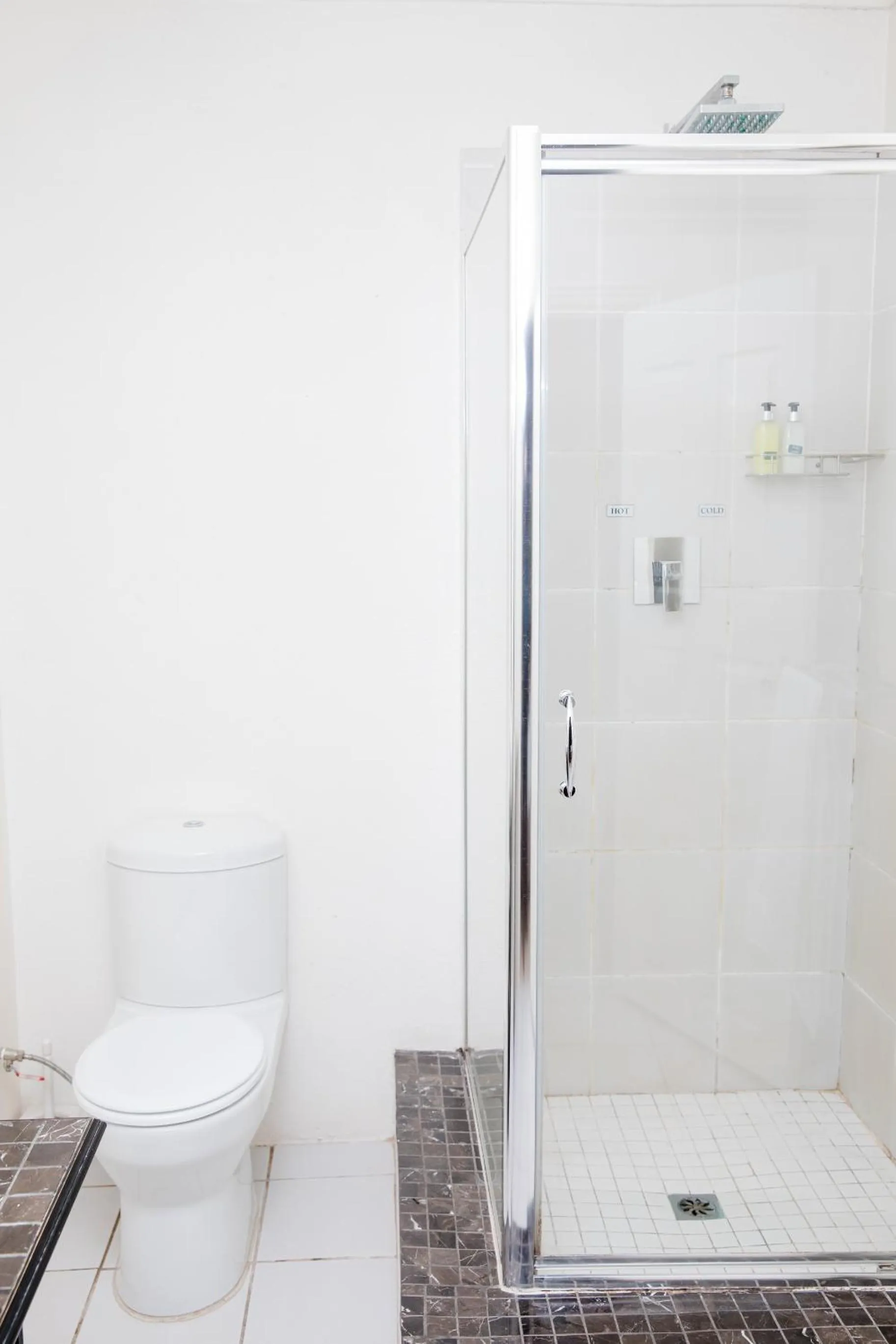 Bathroom in 85 Ehmke Guesthouse