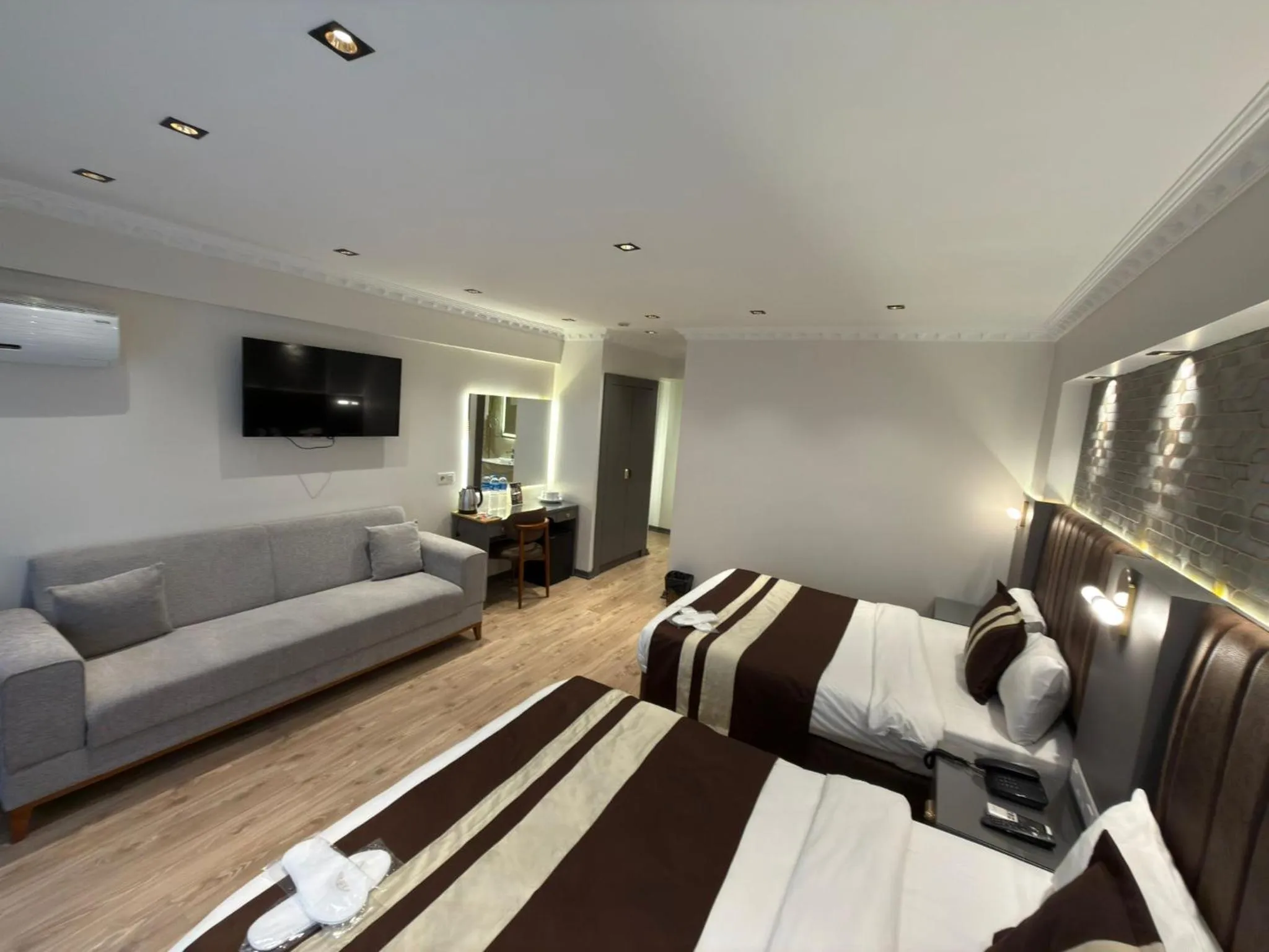 Photo of the whole room in Blue Istanbul Hotel Taksim