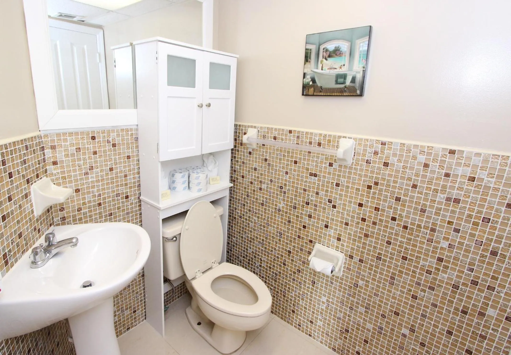 Bathroom in Ocean Reef Yacht Club & Resort